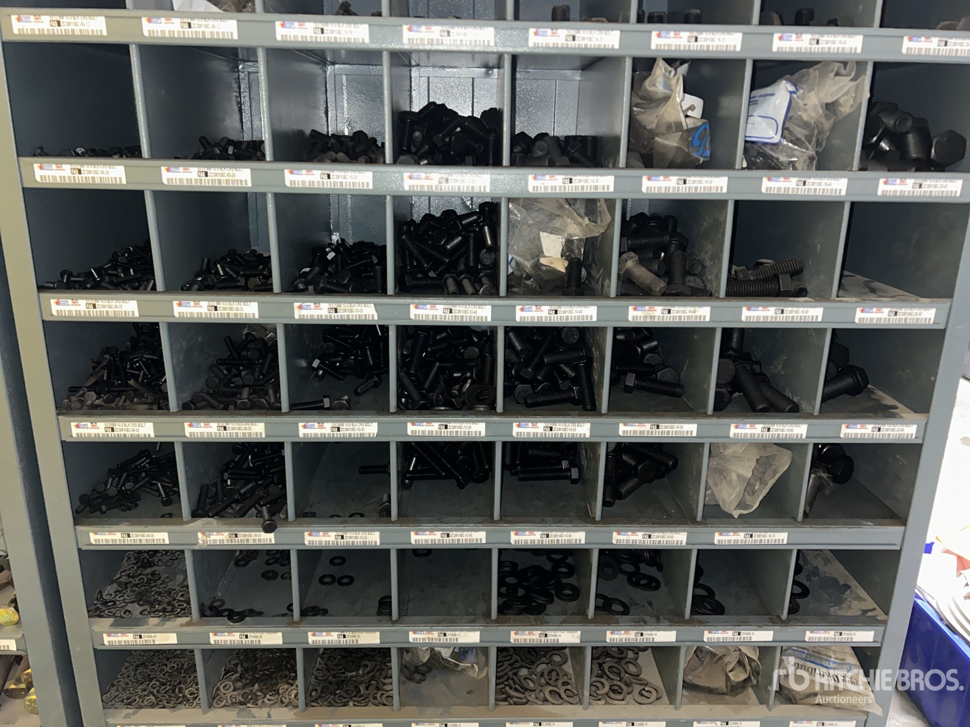 General Appearance with Foto, angolo anteriore destro