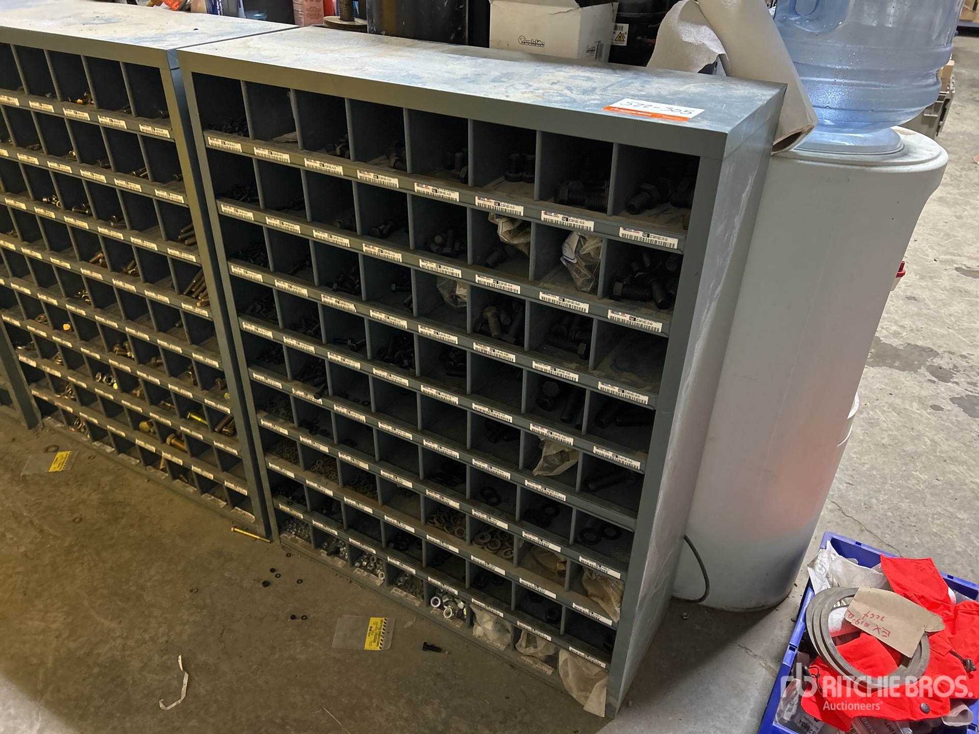 General Appearance with Foto, angolo anteriore sinistro