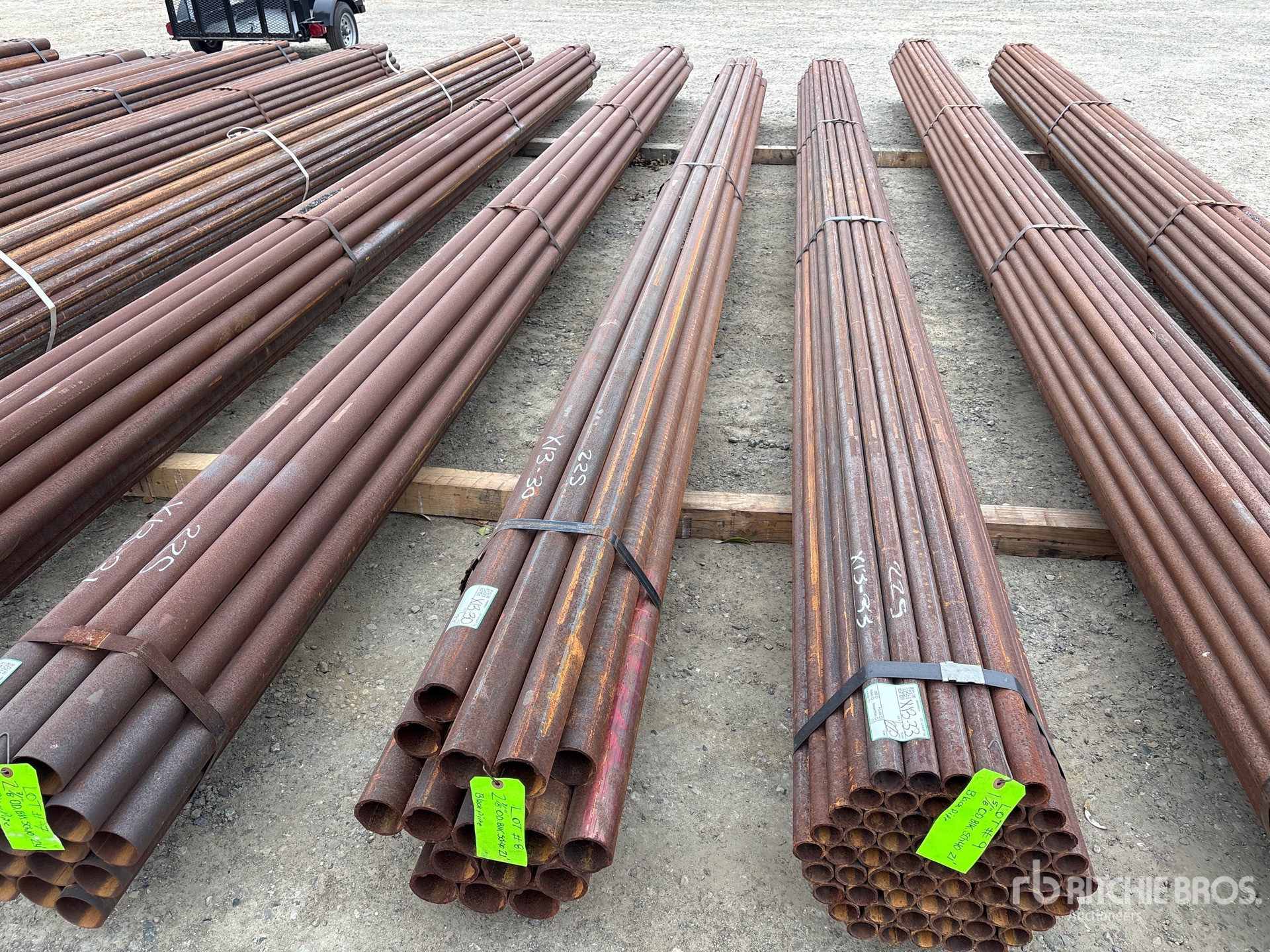 General Appearance with Bild, Ecke vorne links