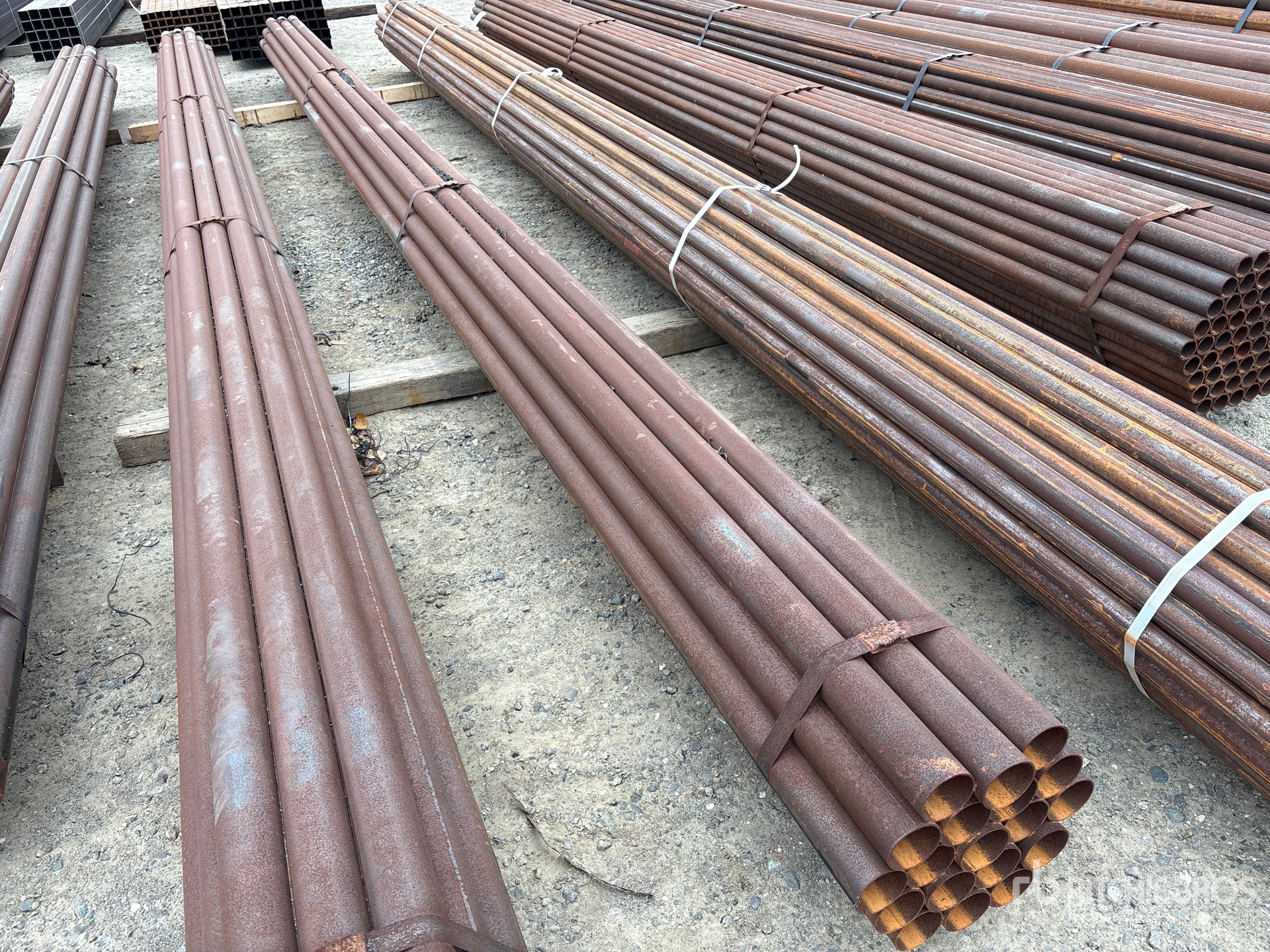 General Appearance with Bild, Ecke hinten links