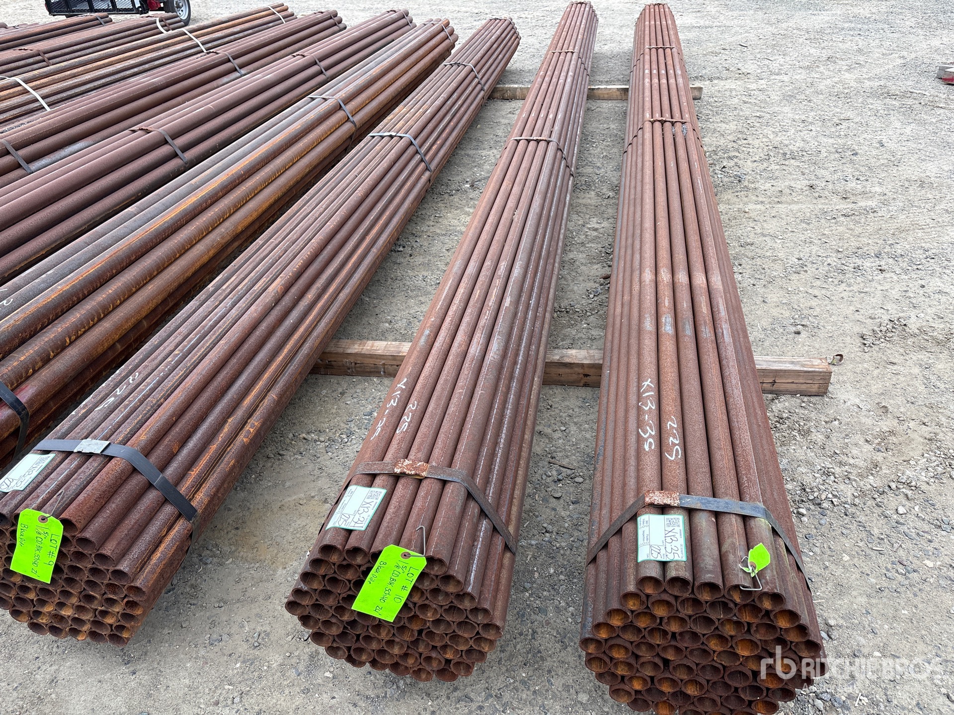 General Appearance with Bild, Ecke vorne links