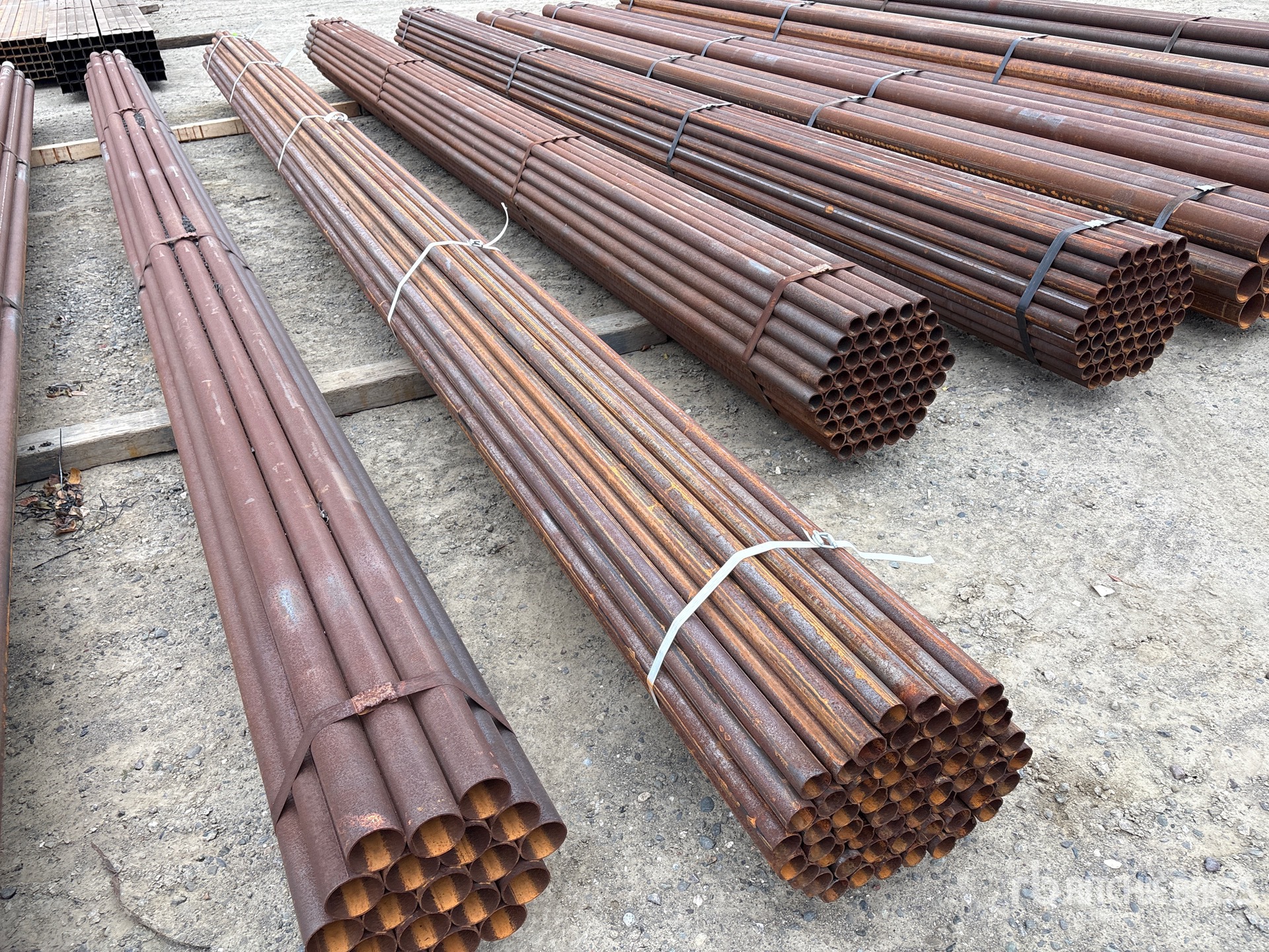 General Appearance with Bild, Ecke hinten links