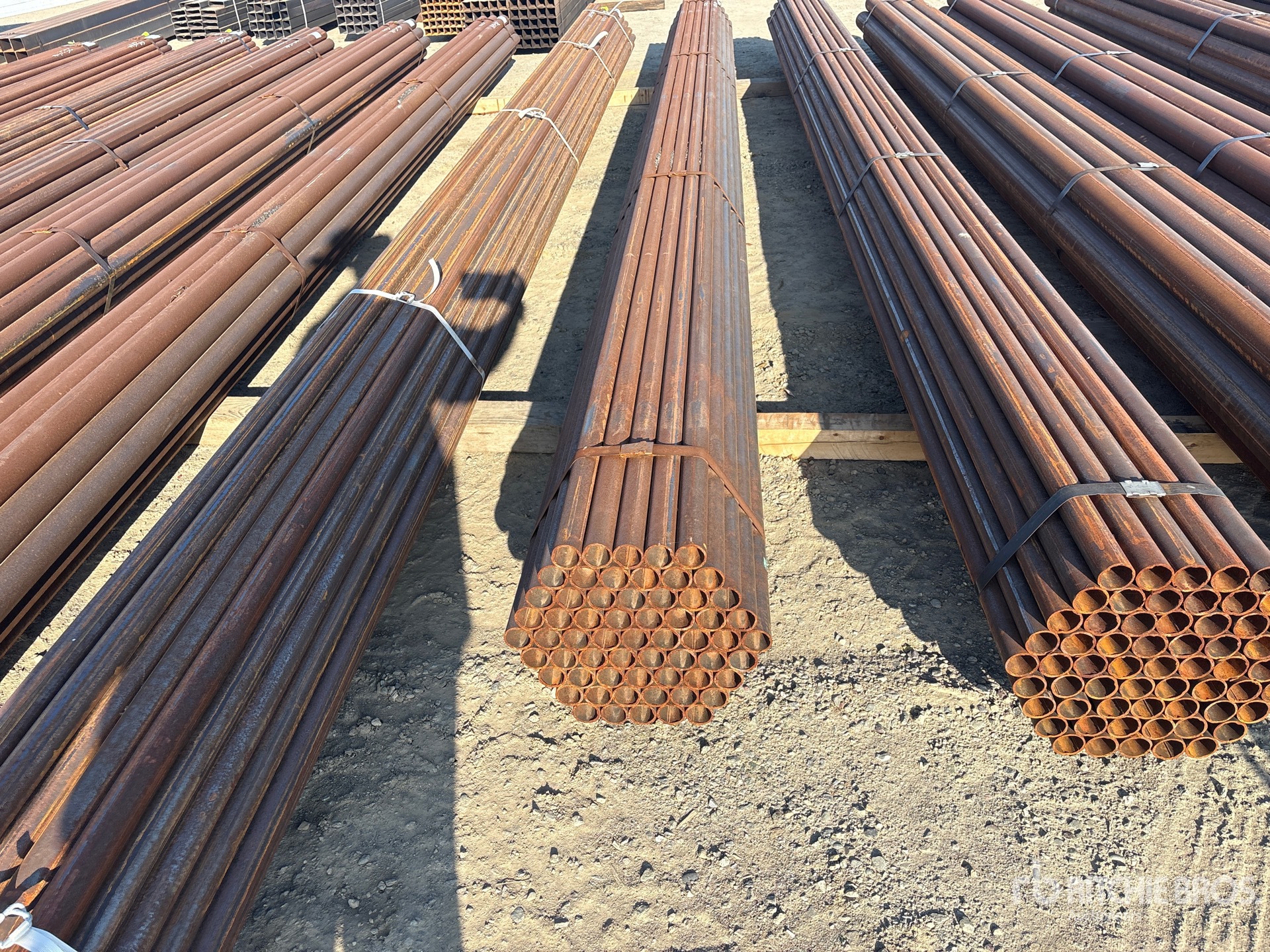 General Appearance with Bild, Ecke vorne rechts