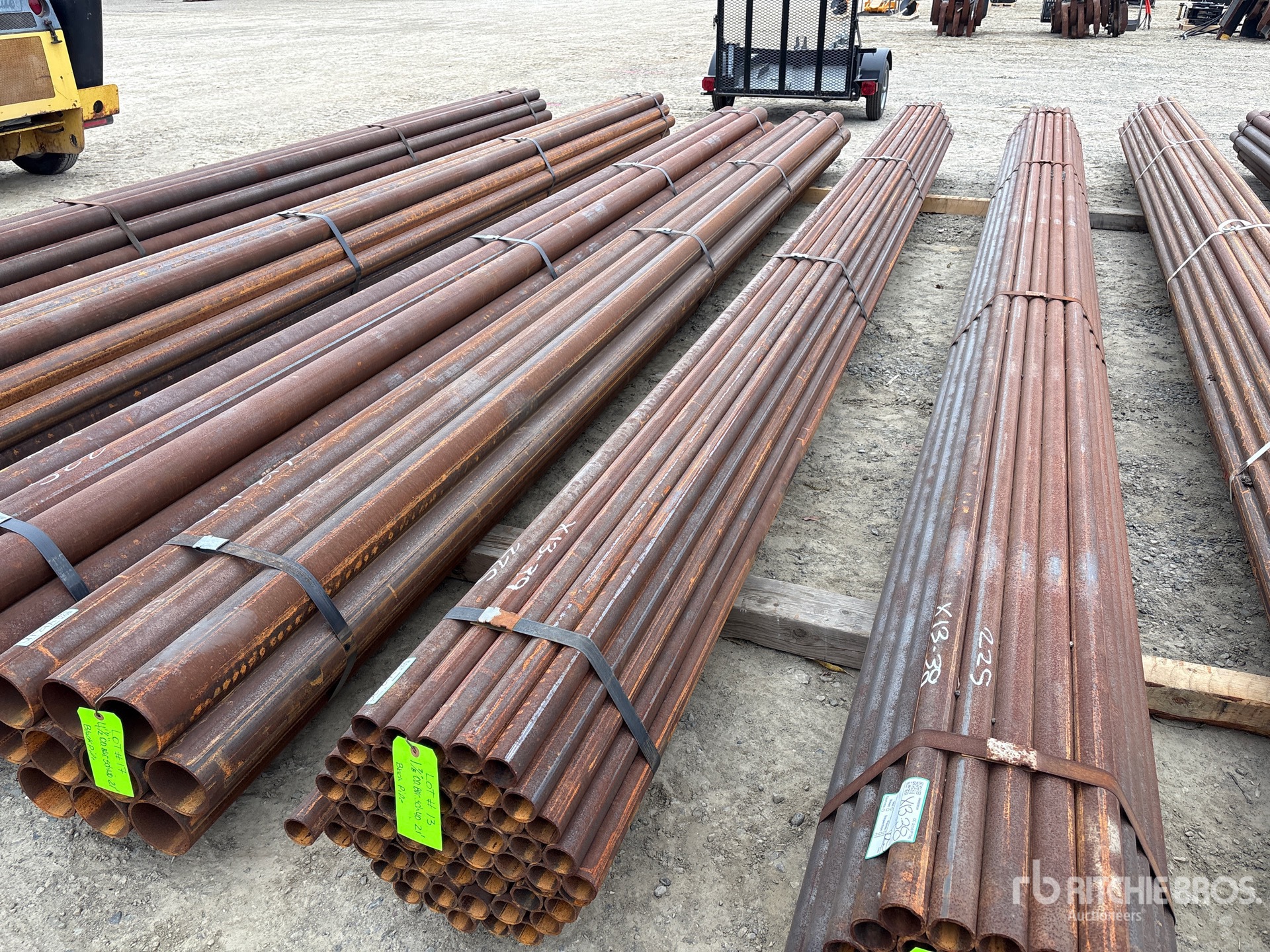 General Appearance with Bild, Ecke vorne links