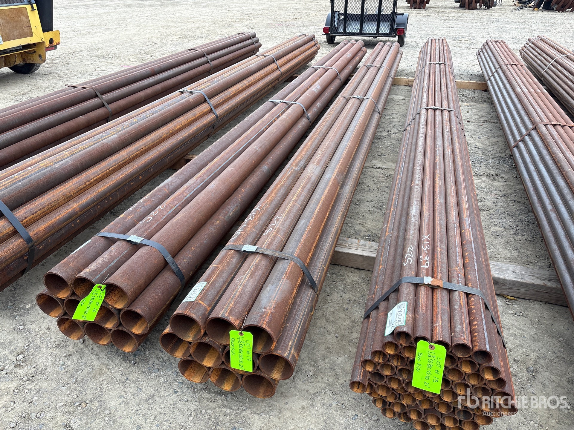 General Appearance with Bild, Ecke vorne links