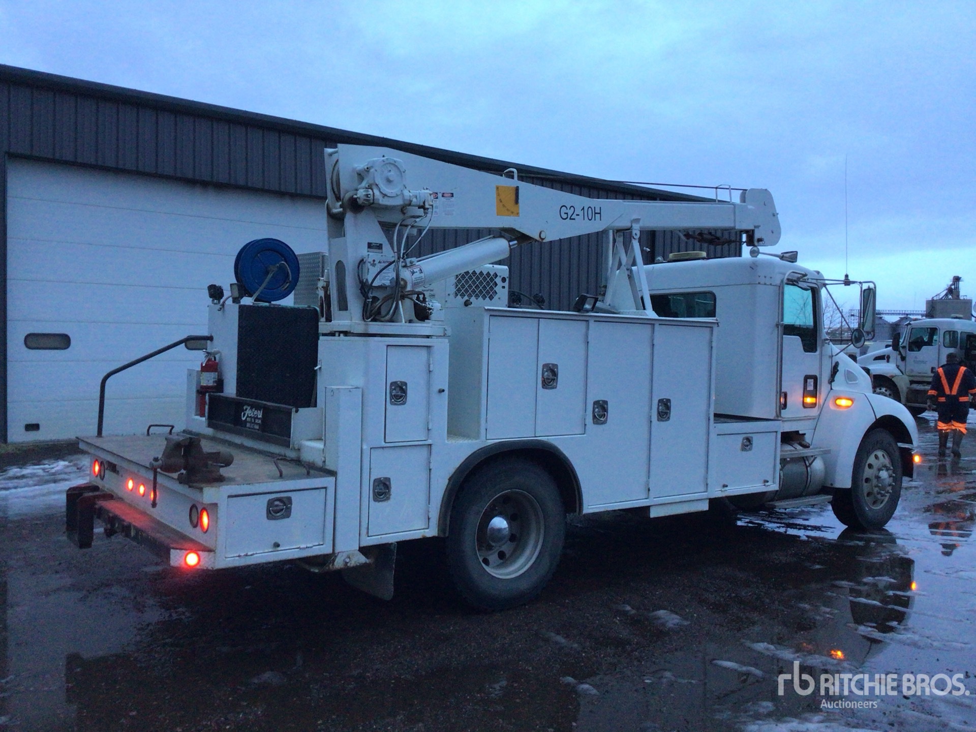 General Appearance with Bild, Ecke hinten rechts