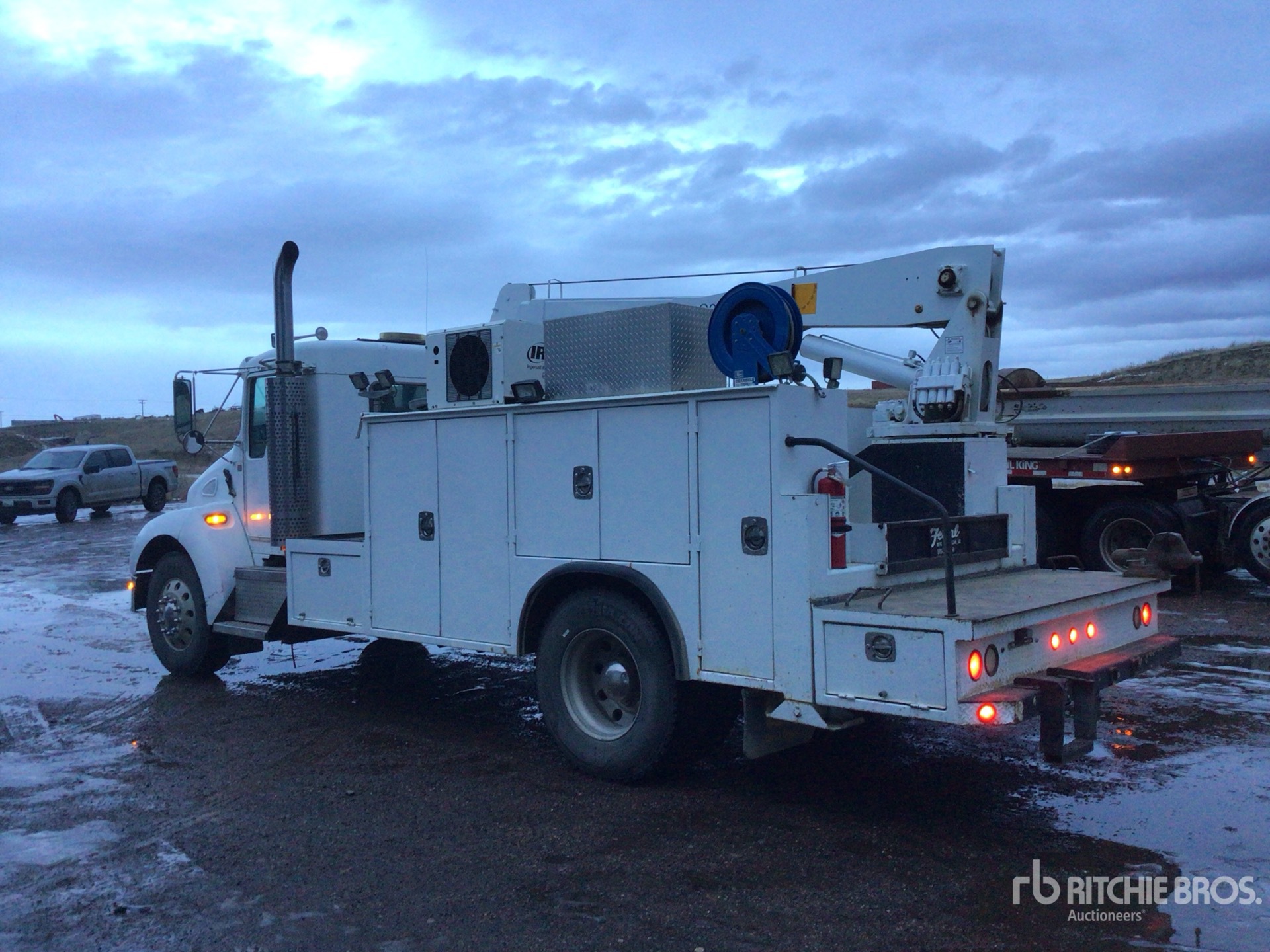 General Appearance with Bild, Ecke hinten links