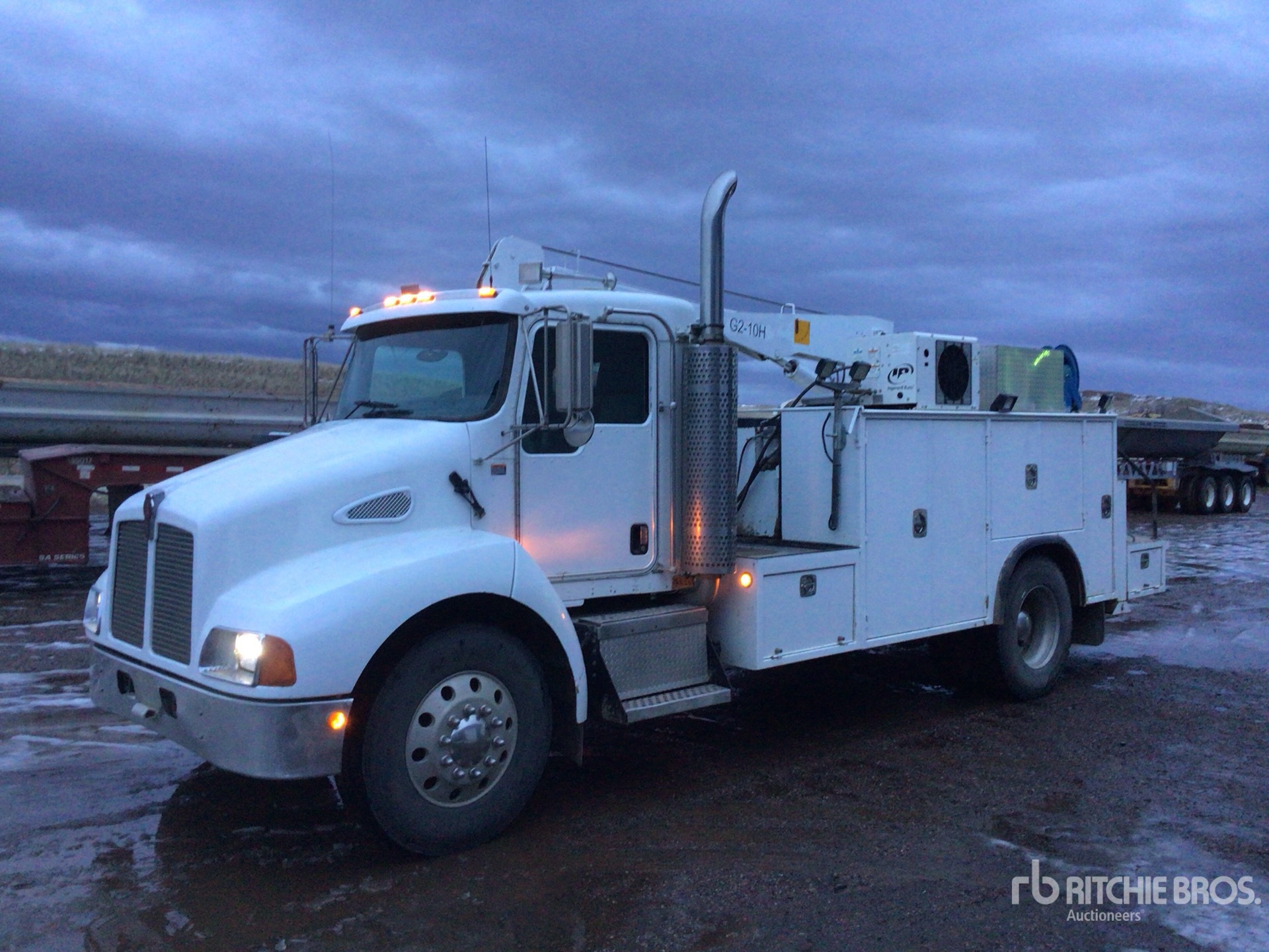 General Appearance with Bild, Ecke vorne links