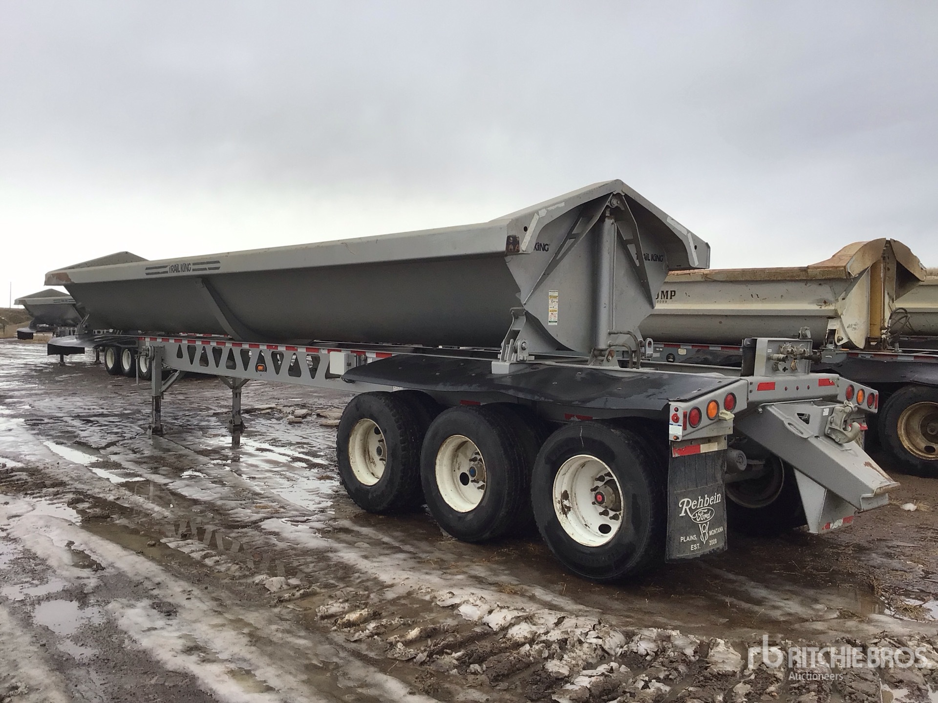 General Appearance with Foto, angolo posteriore sinistro