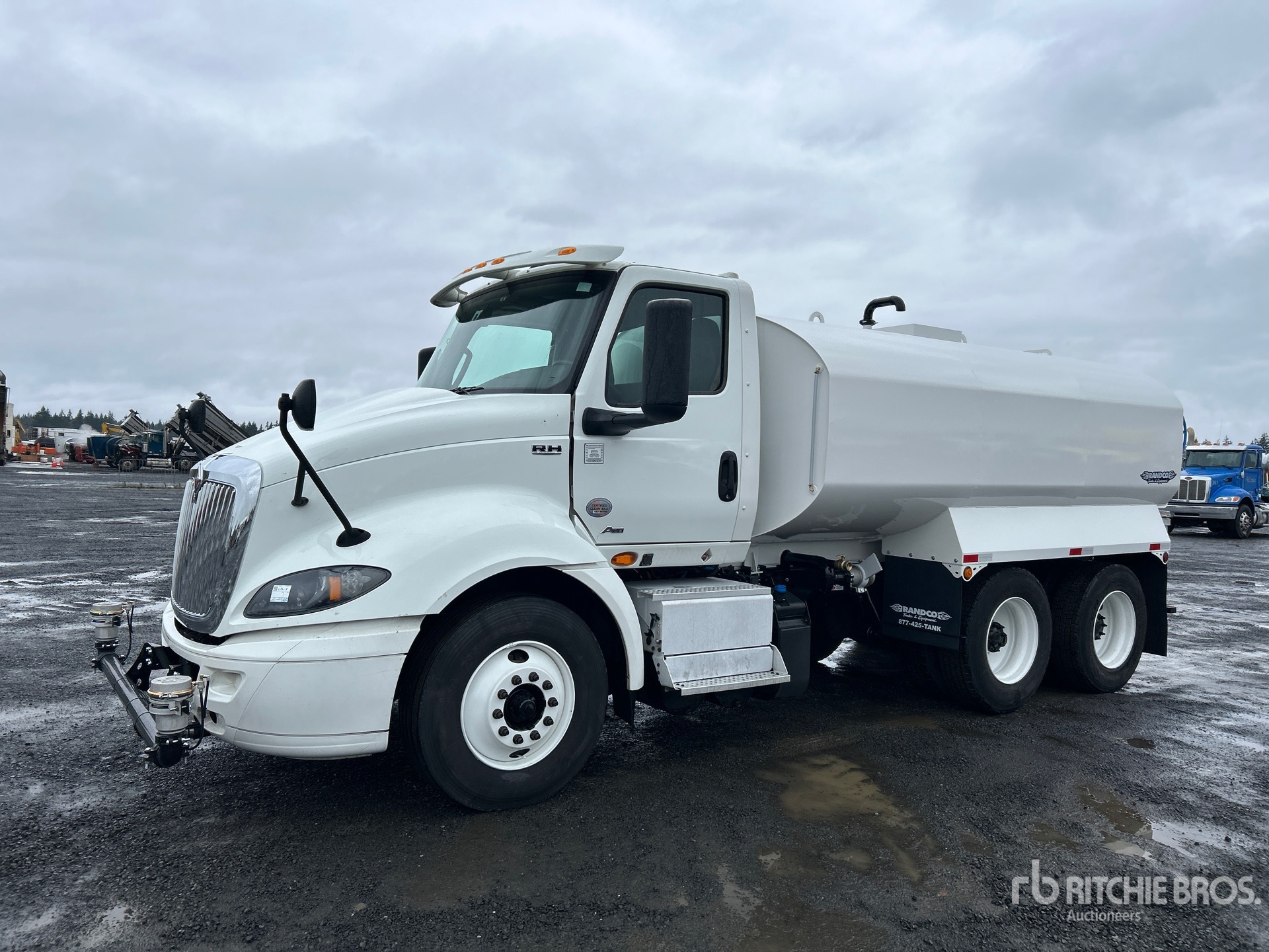 General Appearance with Featured Photo