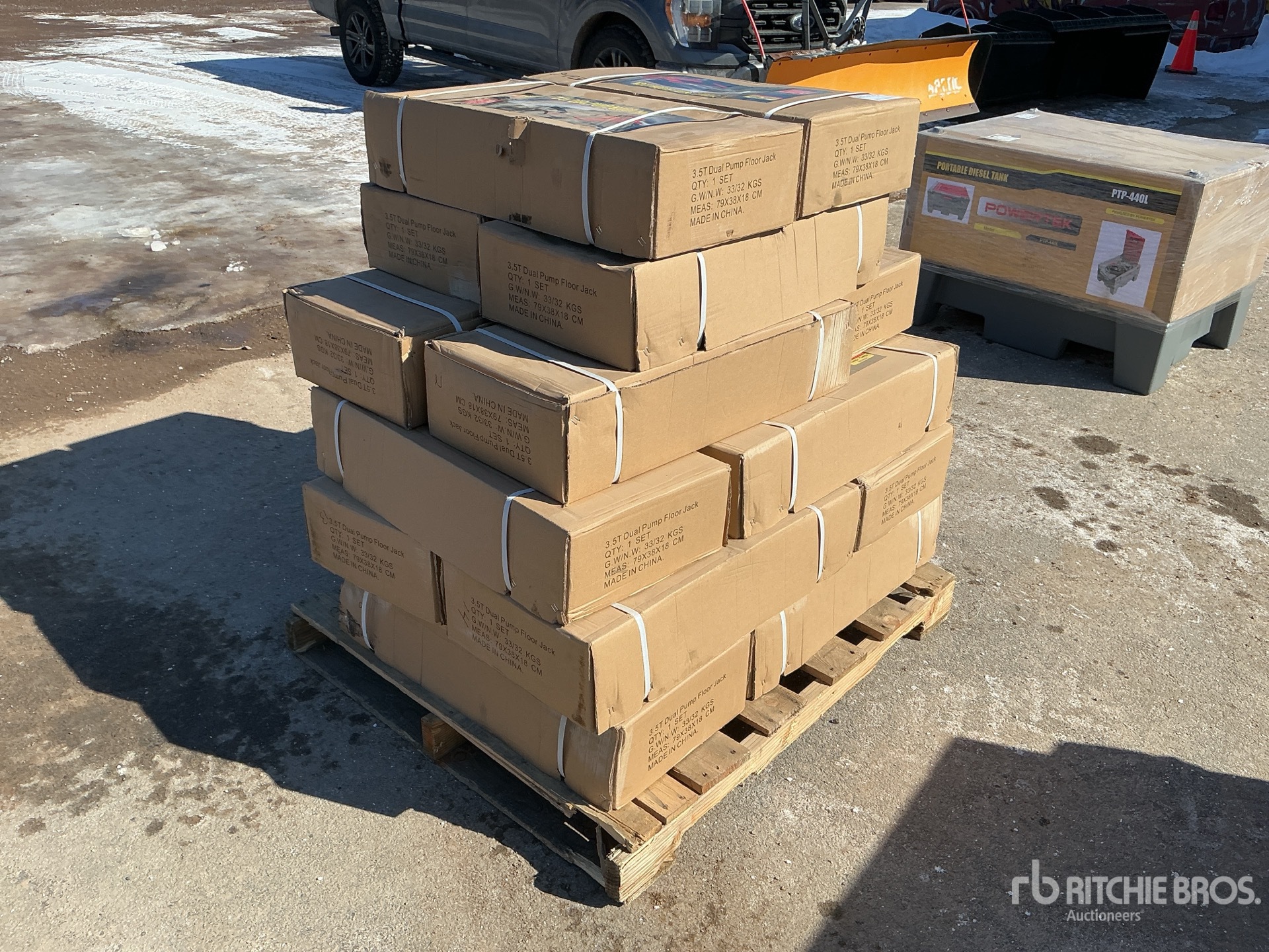 General Appearance with Picture, Right Front Corner