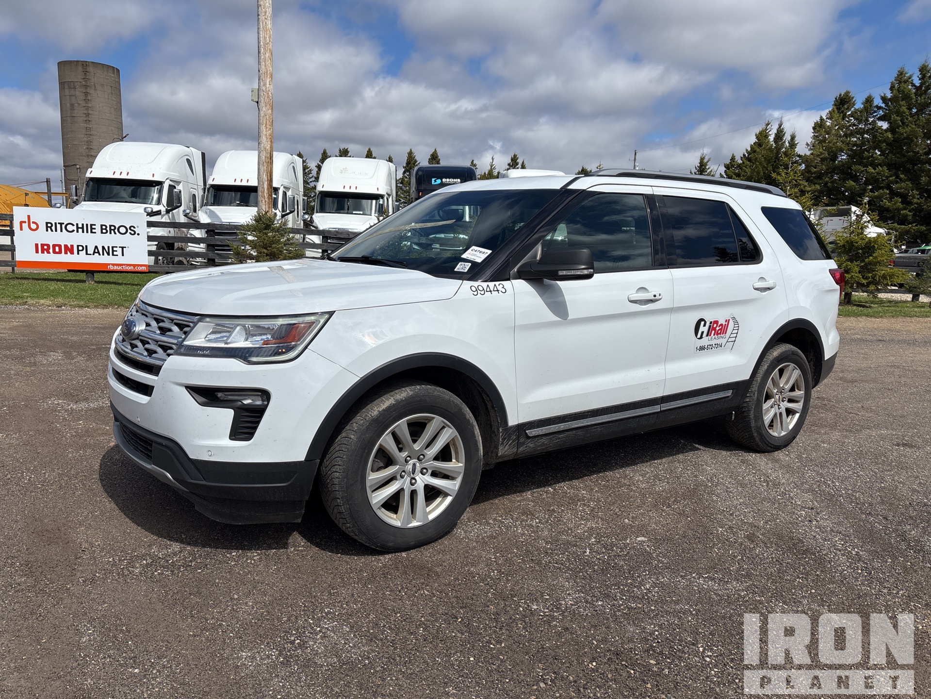 General Appearance with Picture, Left Front Corner