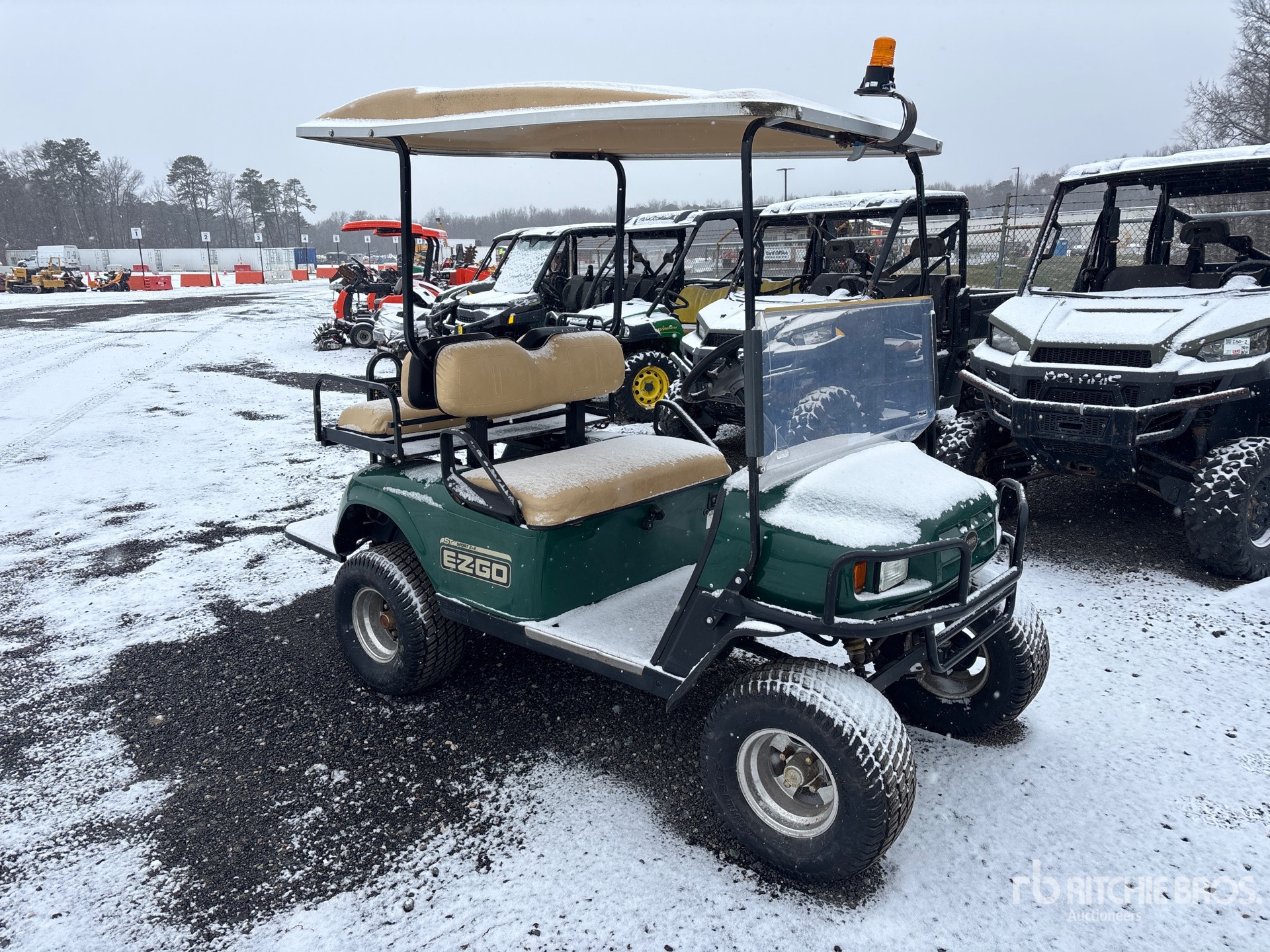 General Appearance with Image, coin avant droit