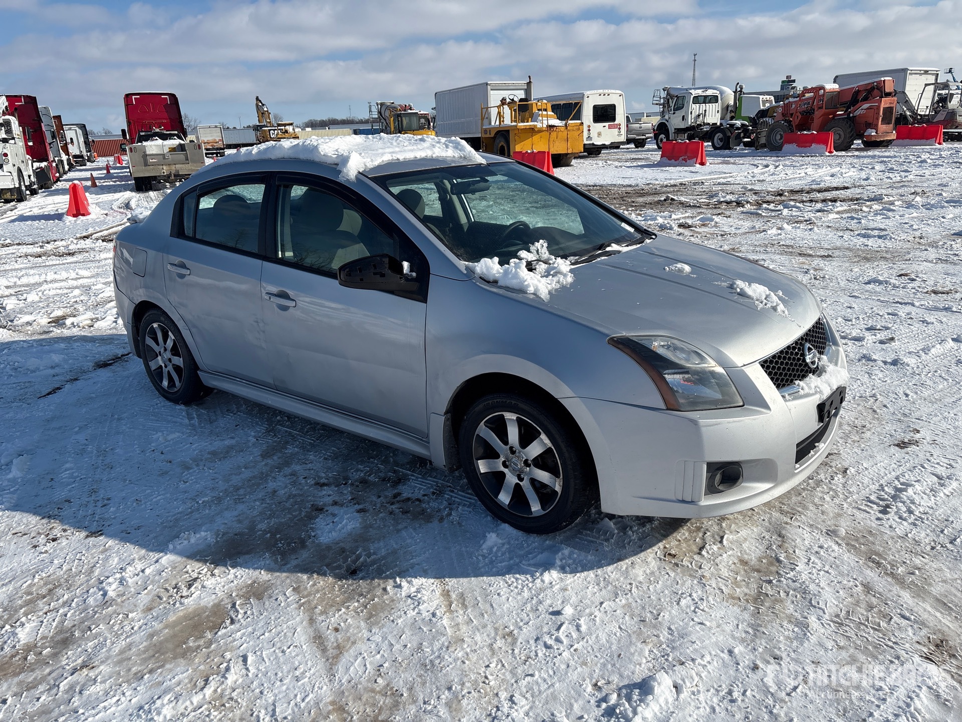 General Appearance with Foto, angolo anteriore destro