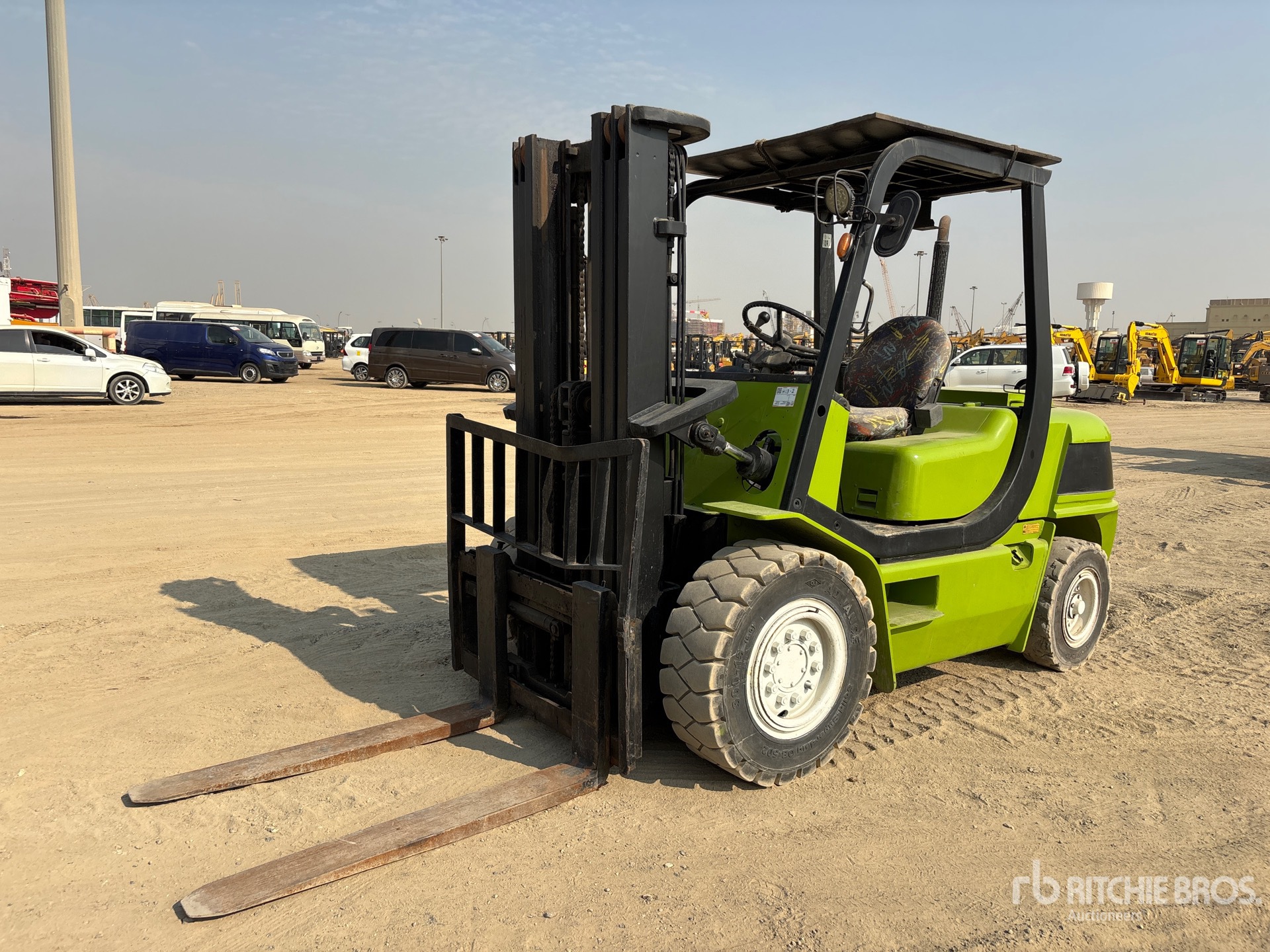 General Appearance with Picture, Left Front Corner