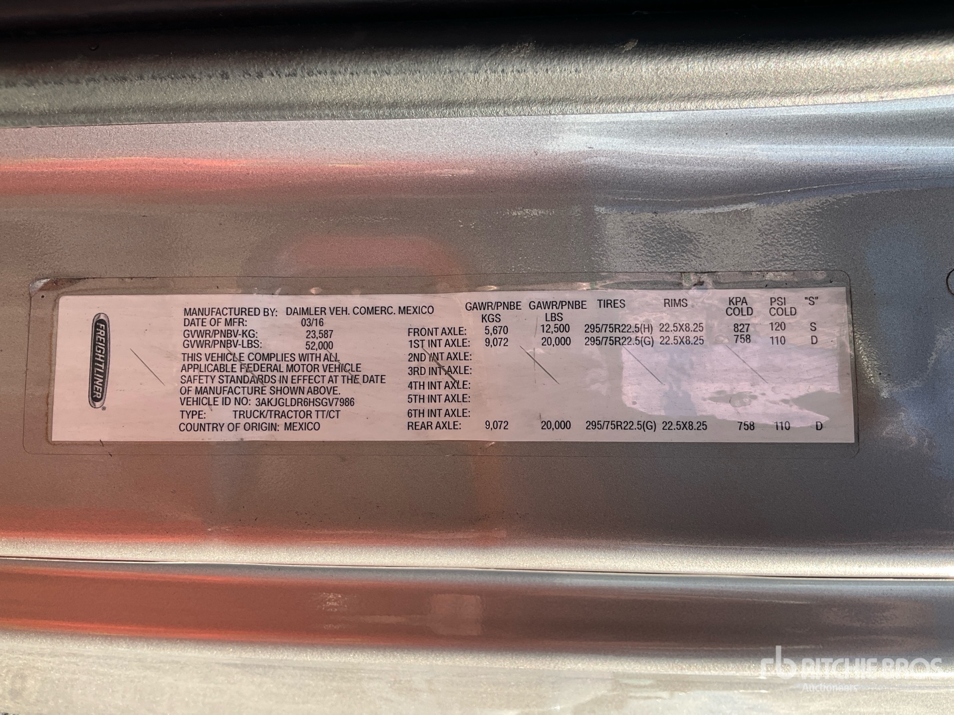 General Appearance with N.º de serie/VIN