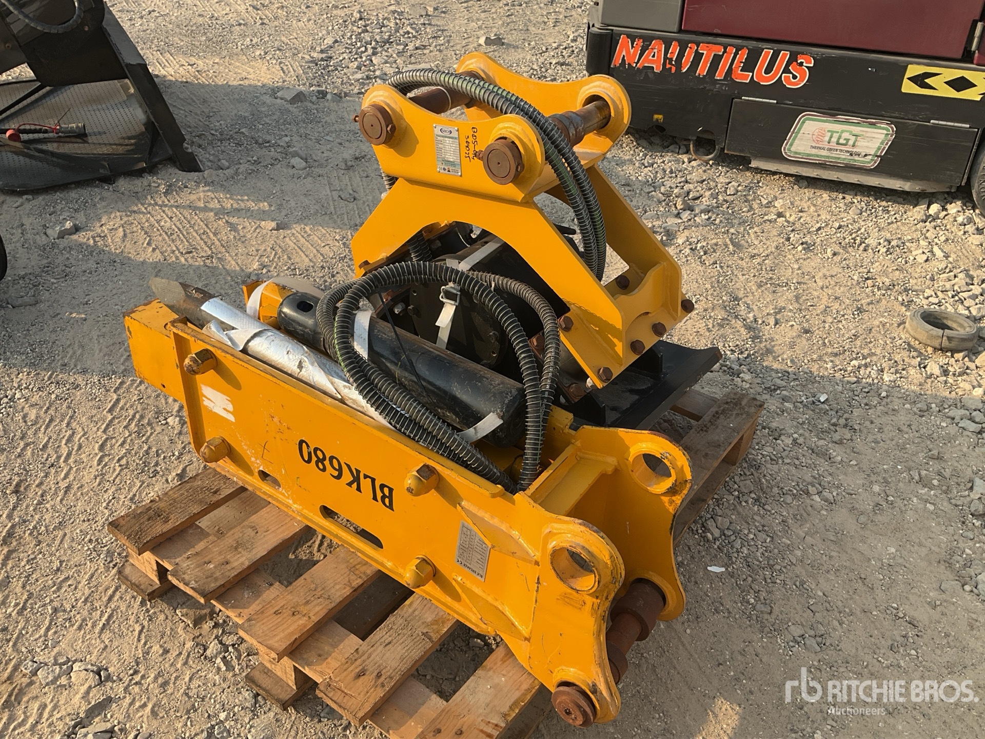 General Appearance with Imagen: esquina trasera derecha