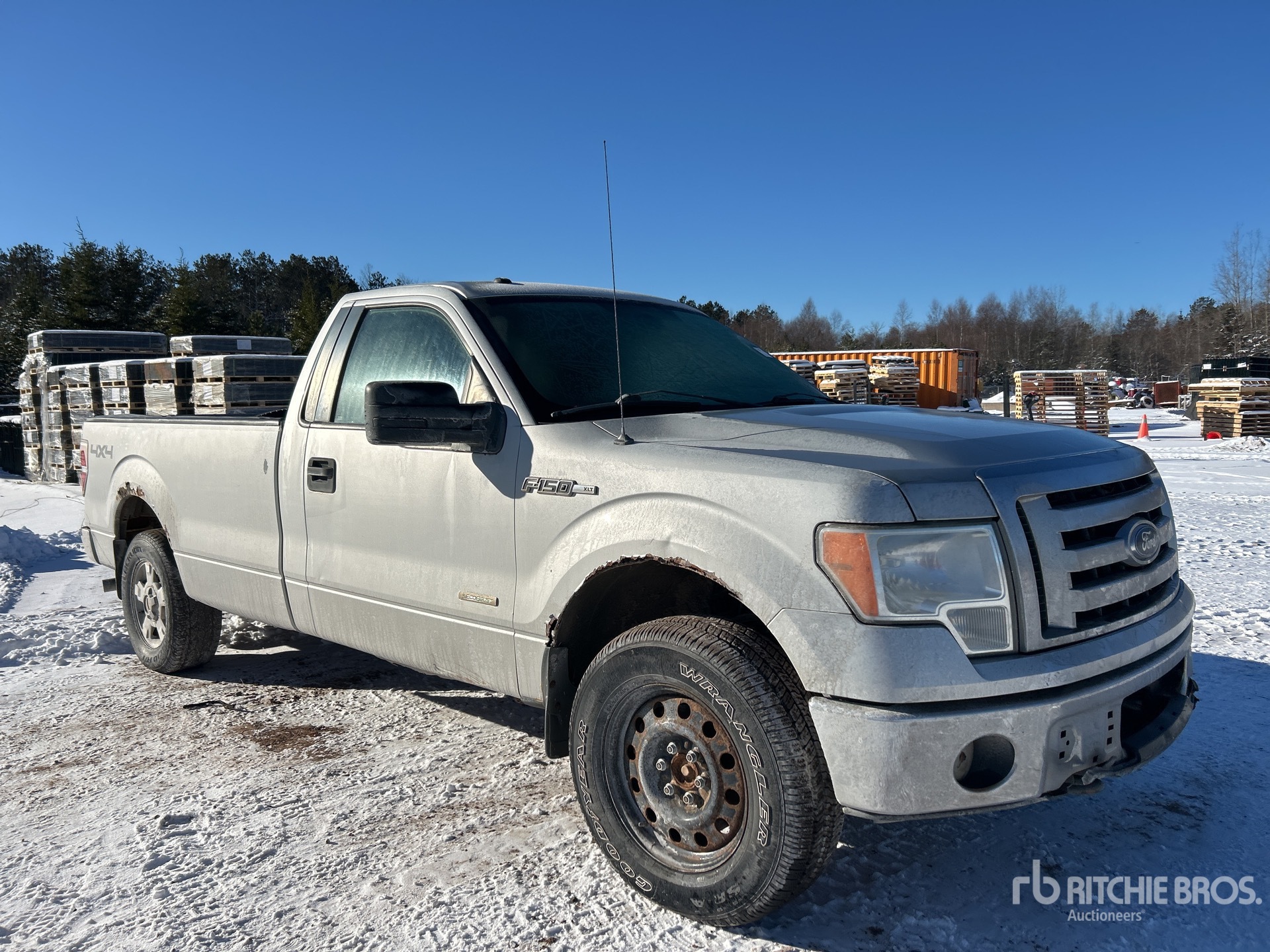 General Appearance with Picture, Right Front Corner