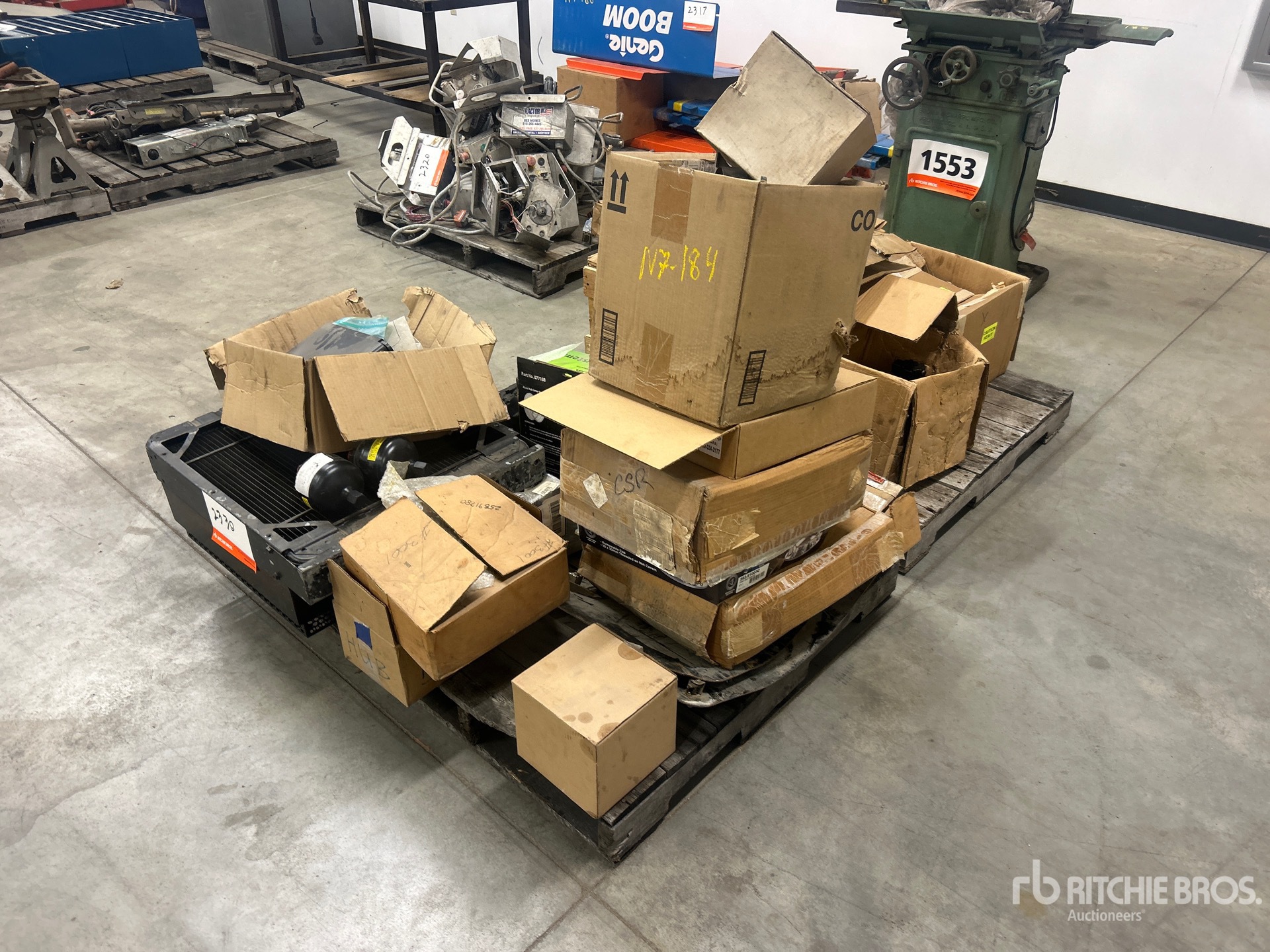 Aspect général with Image, coin avant droit