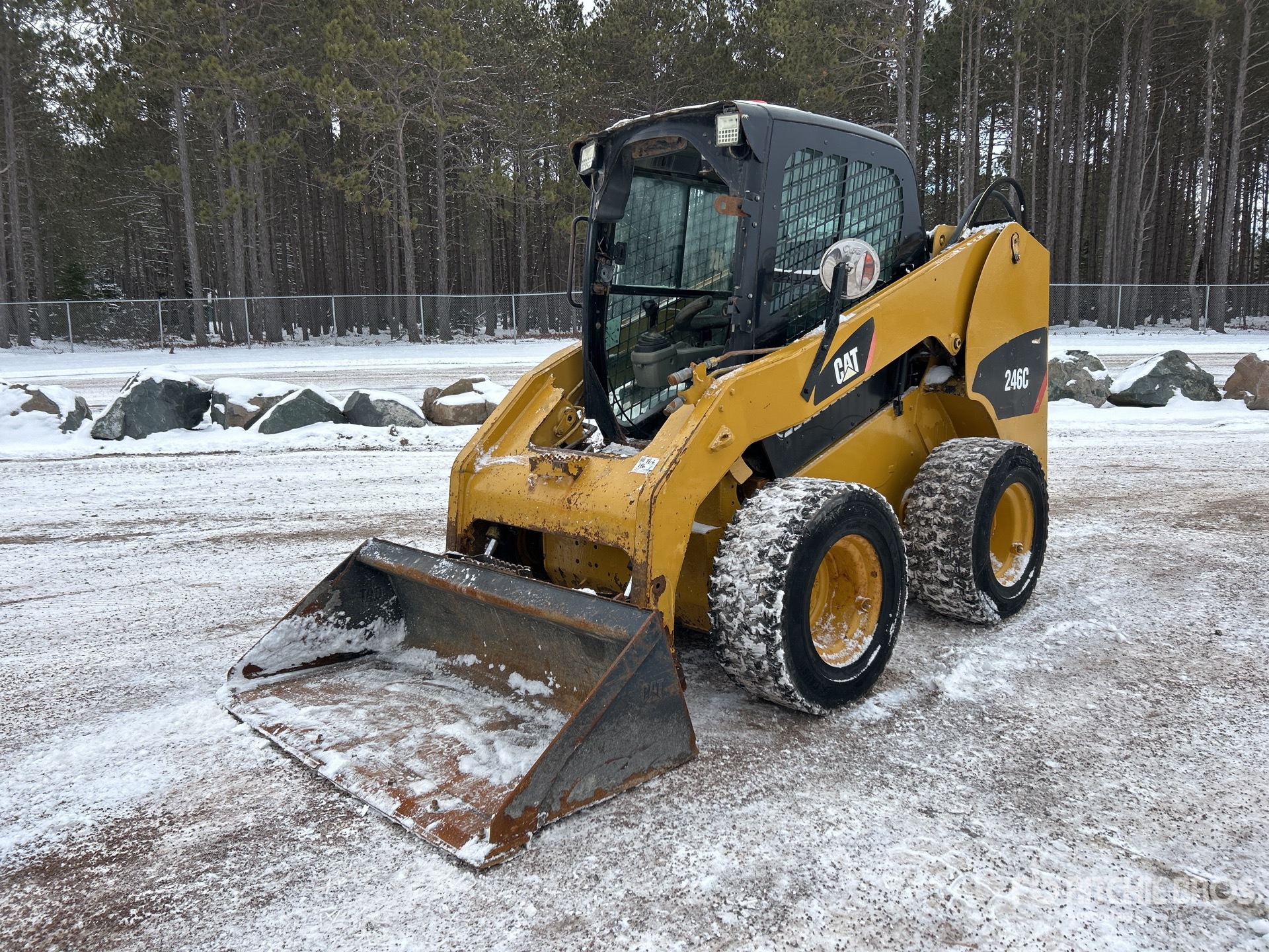 General Appearance with Featured Photo