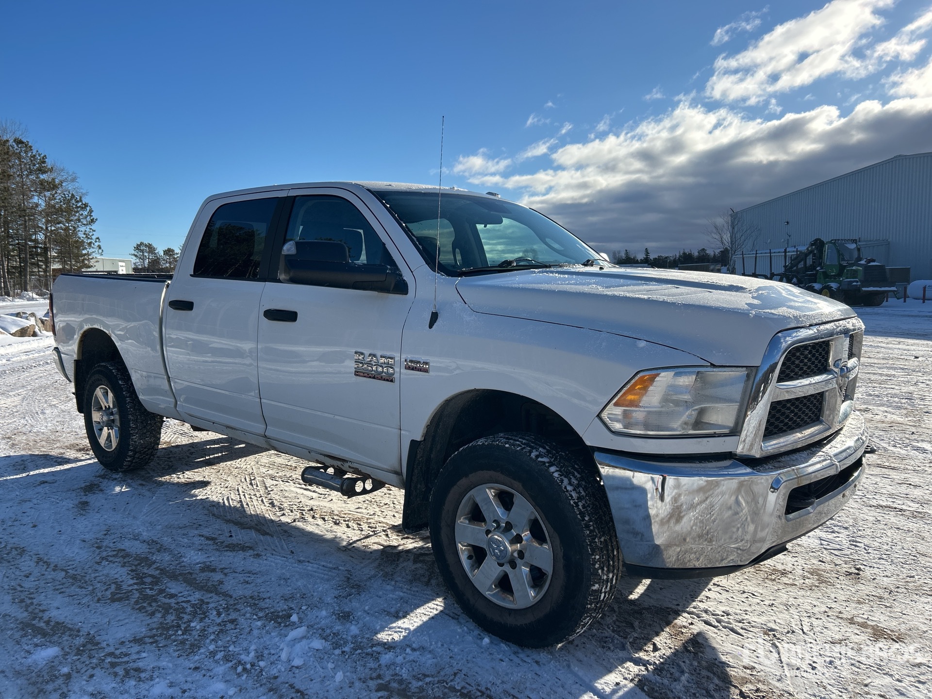 General Appearance with Foto, angolo anteriore destro