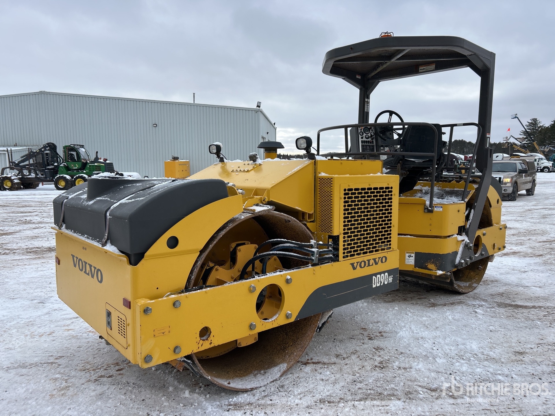 Aspect général with Image, coin arrière droit