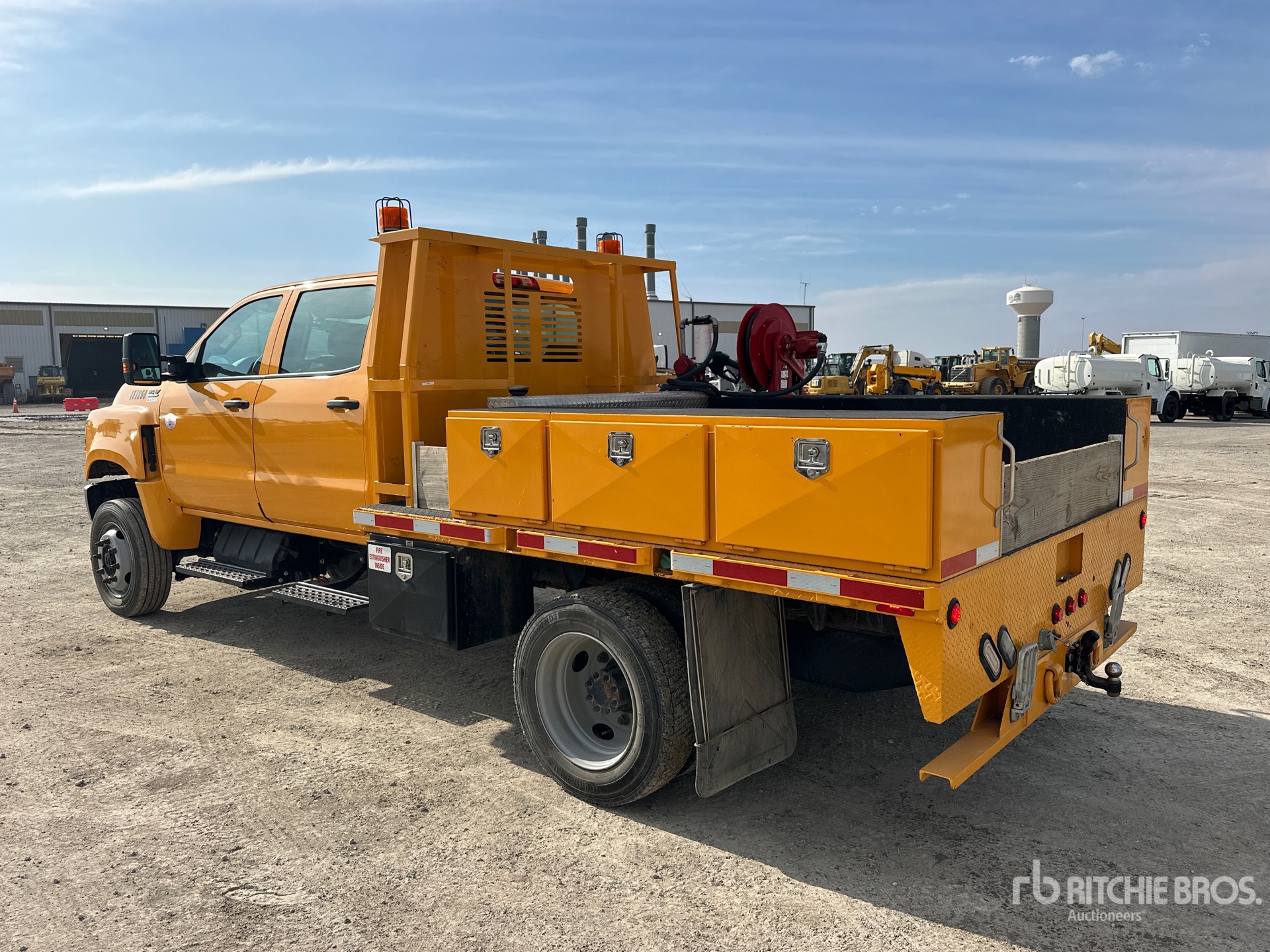 General Appearance with Picture, Left Rear Corner