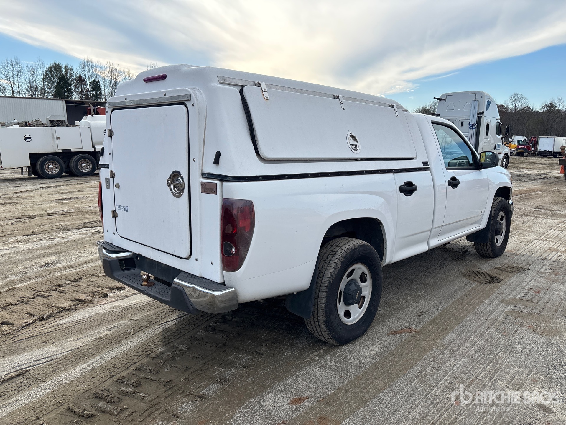 General Appearance with Imagen: esquina trasera derecha