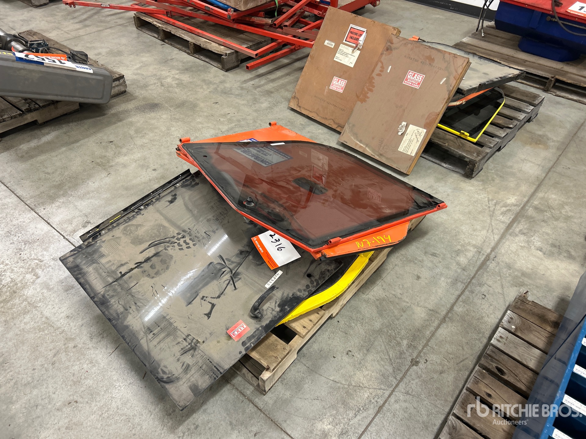 Aspect général with Image, coin avant gauche