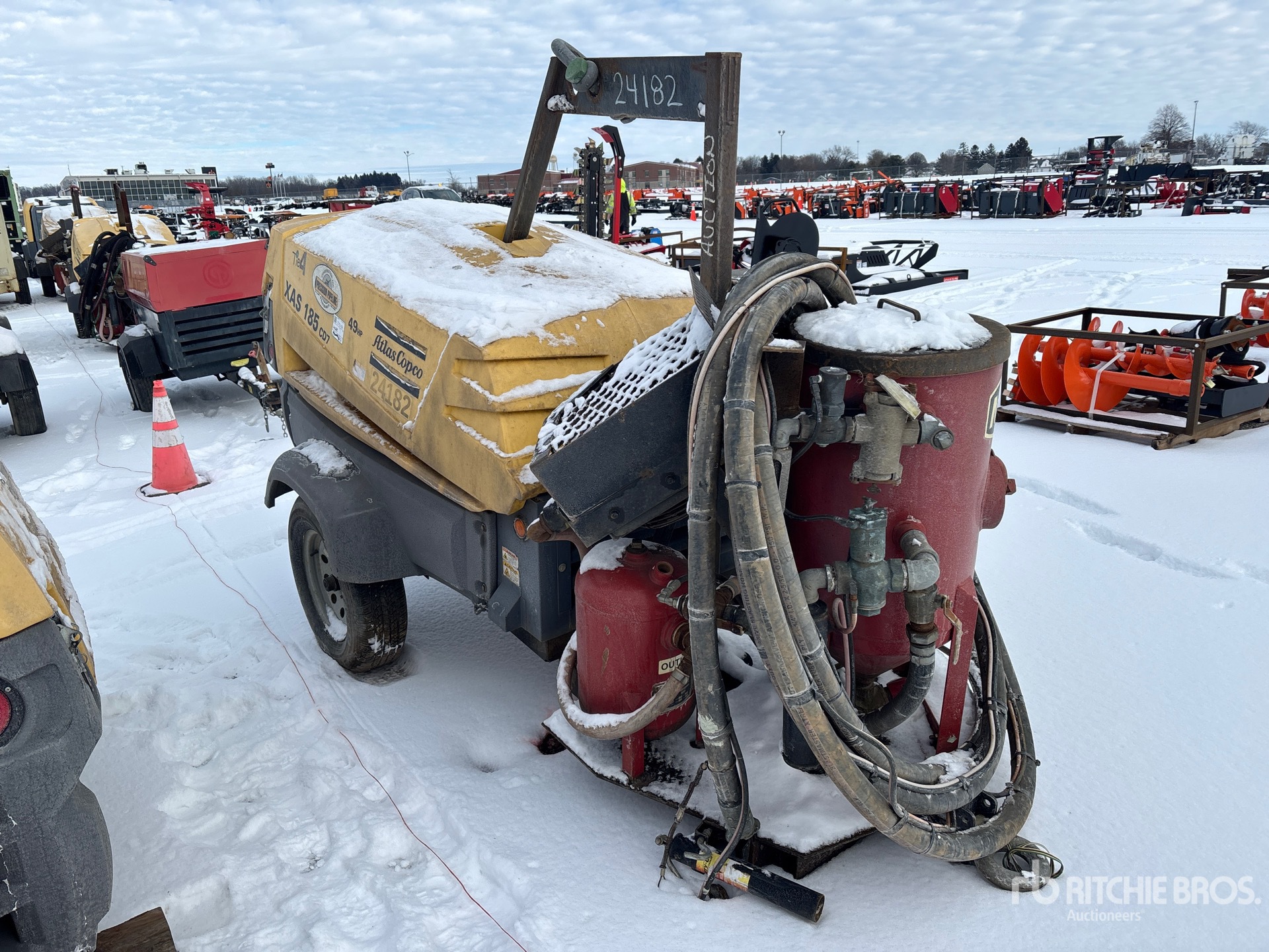 General Appearance with Picture, Right Front Corner