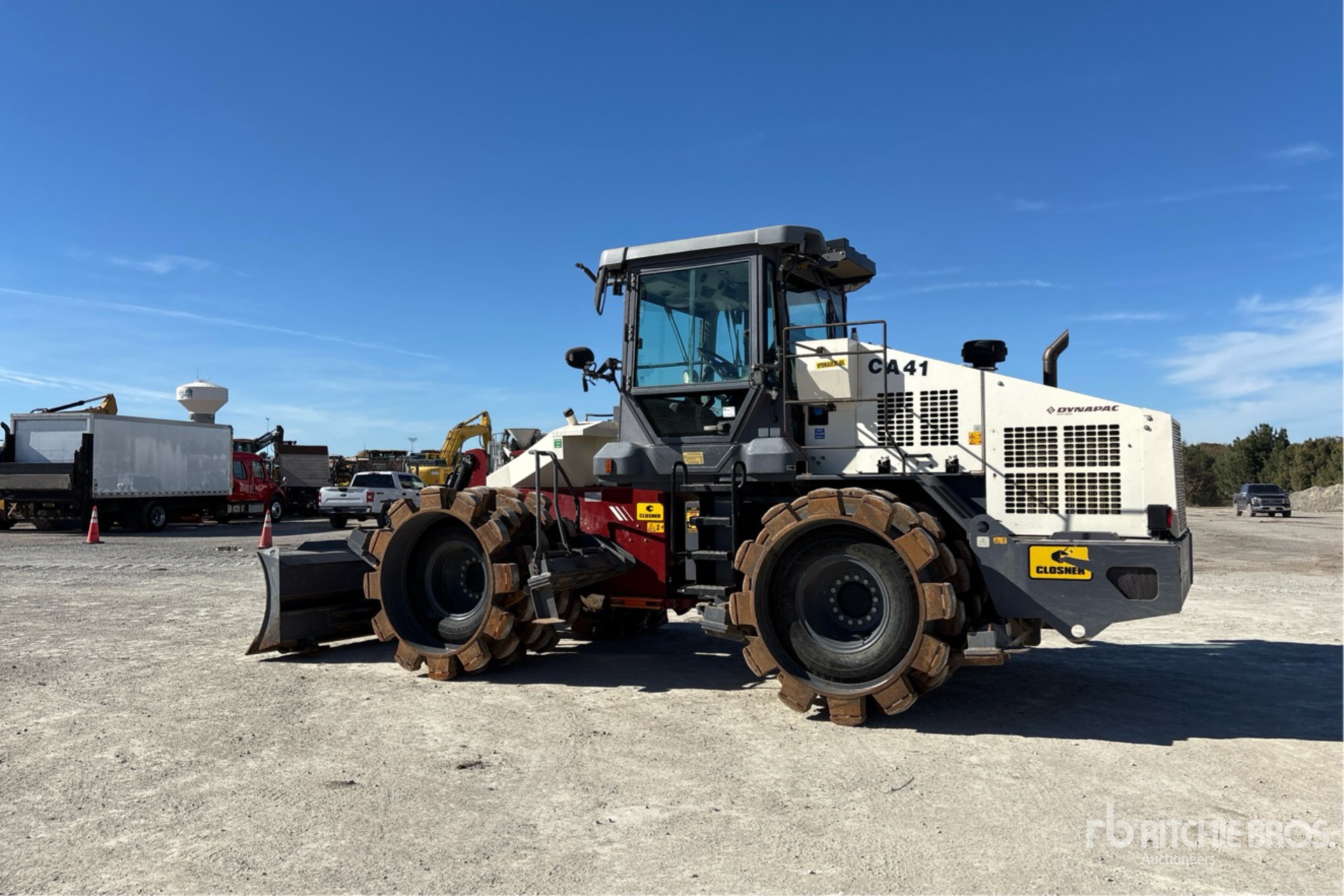 Aspect général with Image, coin arrière gauche