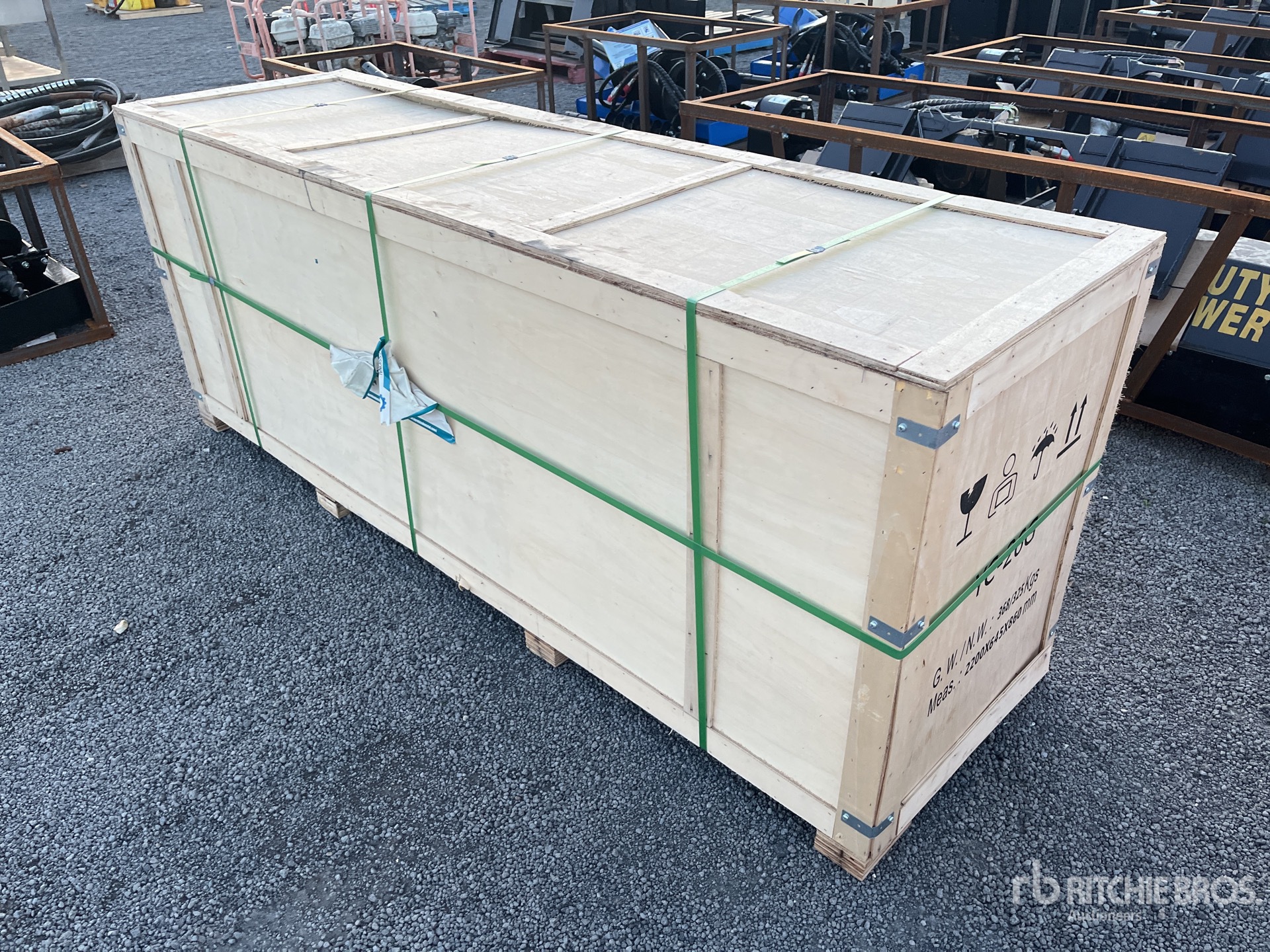 General Appearance with Picture, Right Front Corner