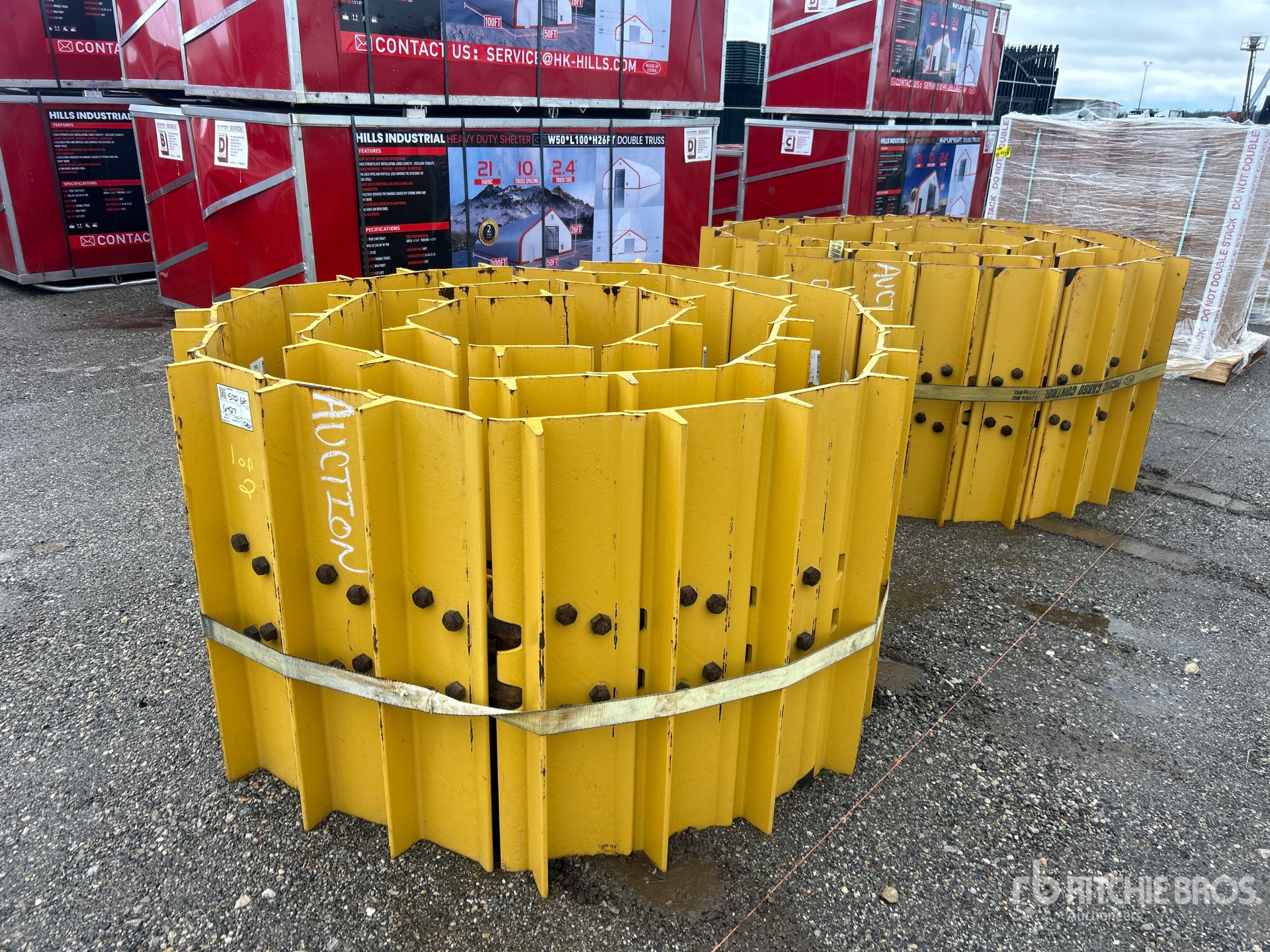 General Appearance with Bild, Ecke vorne rechts