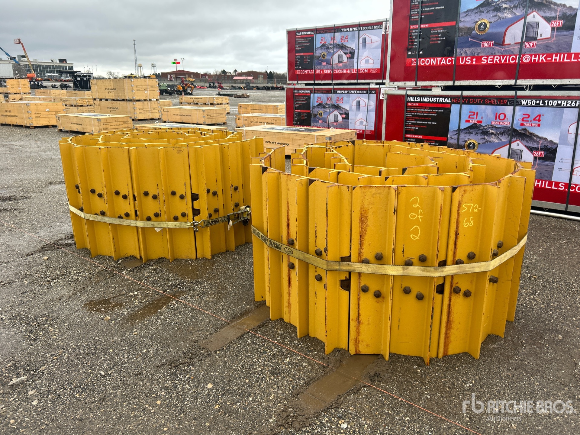 General Appearance with Bild, Ecke vorne links