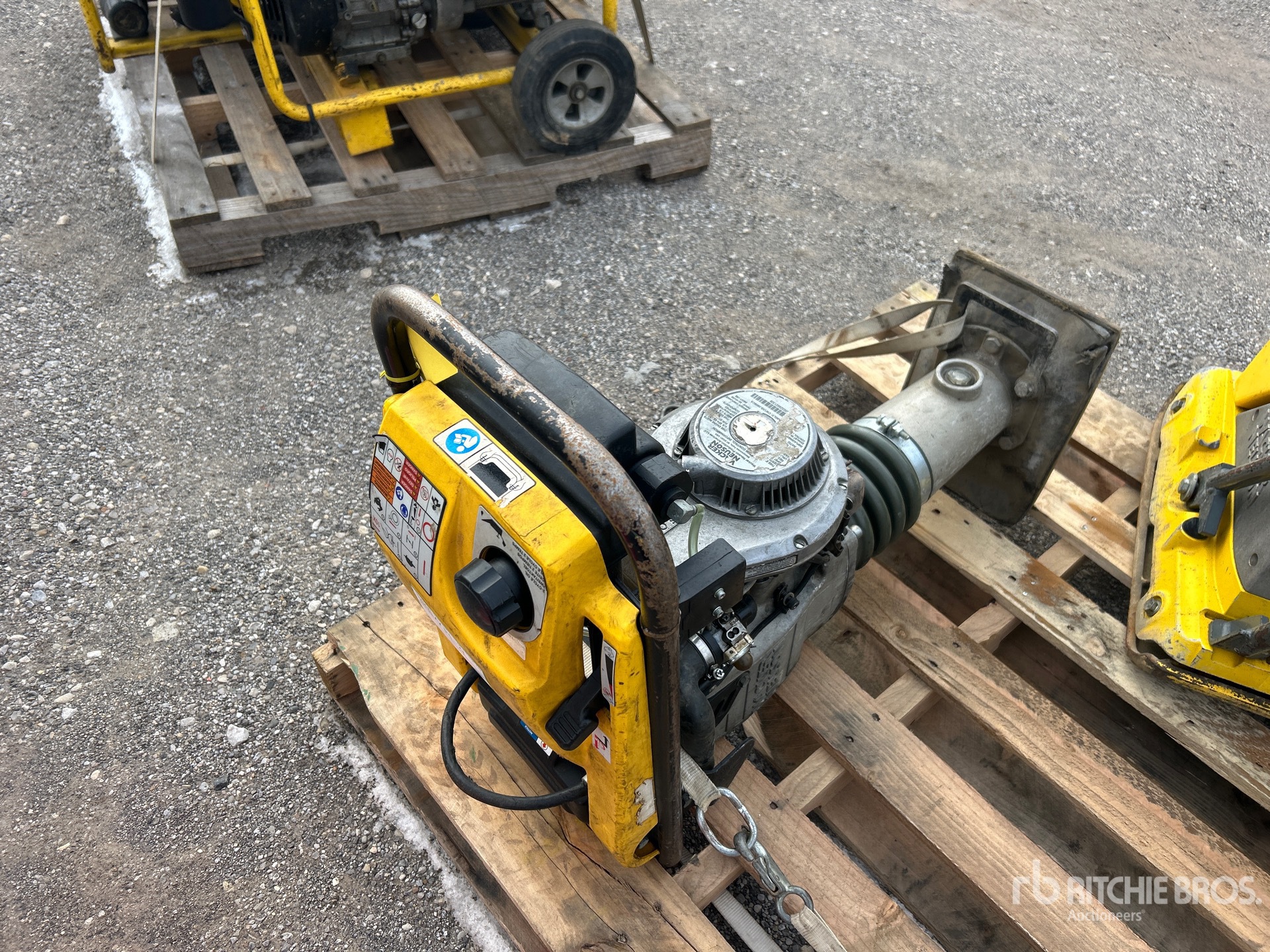 General Appearance with Bild, Ecke hinten rechts