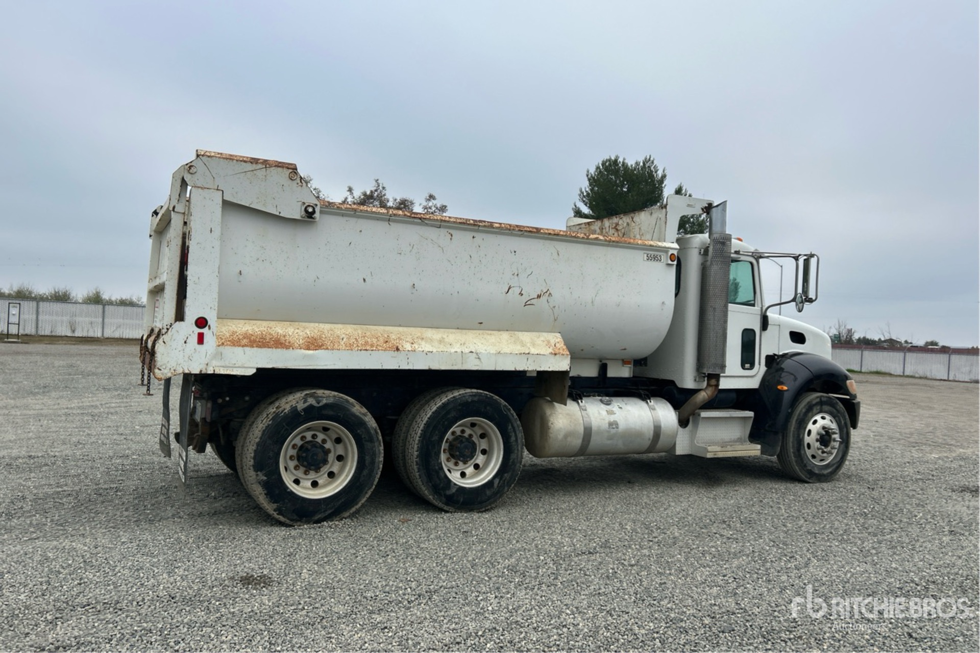 General Appearance with Imagen: esquina trasera derecha