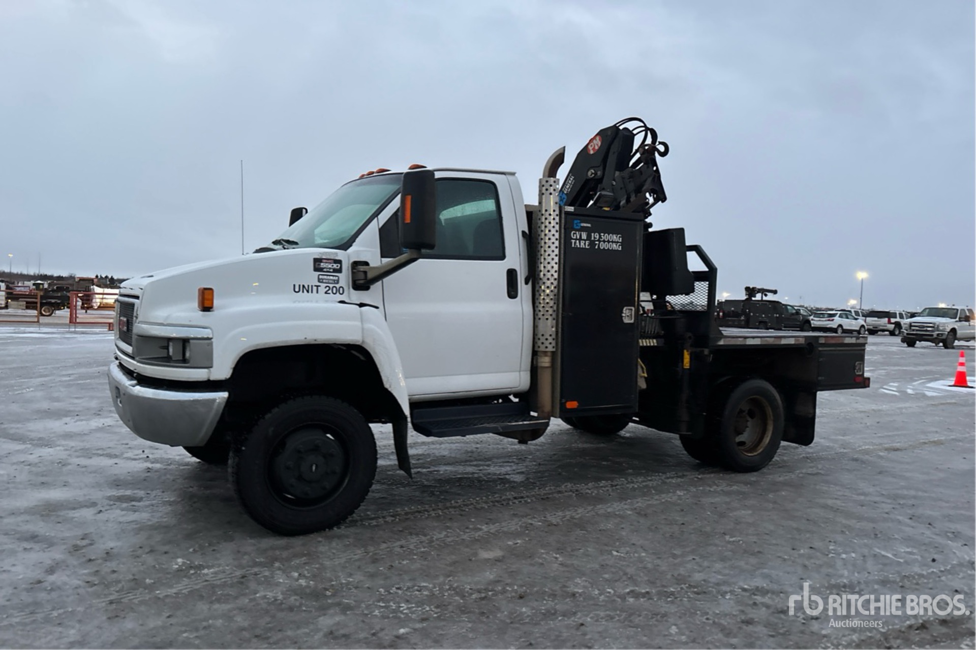 General Appearance with Picture, Left Front Corner