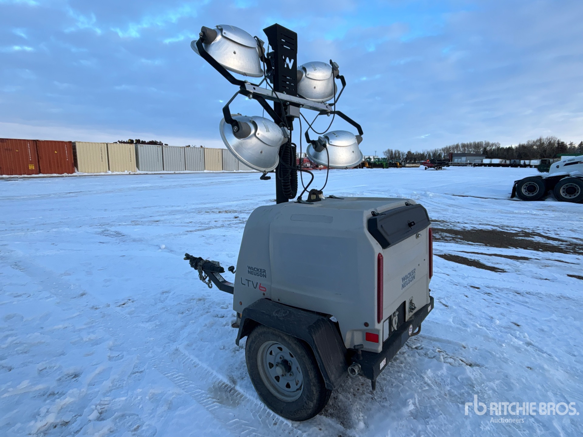 General Appearance with Imagen: esquina trasera izquierda