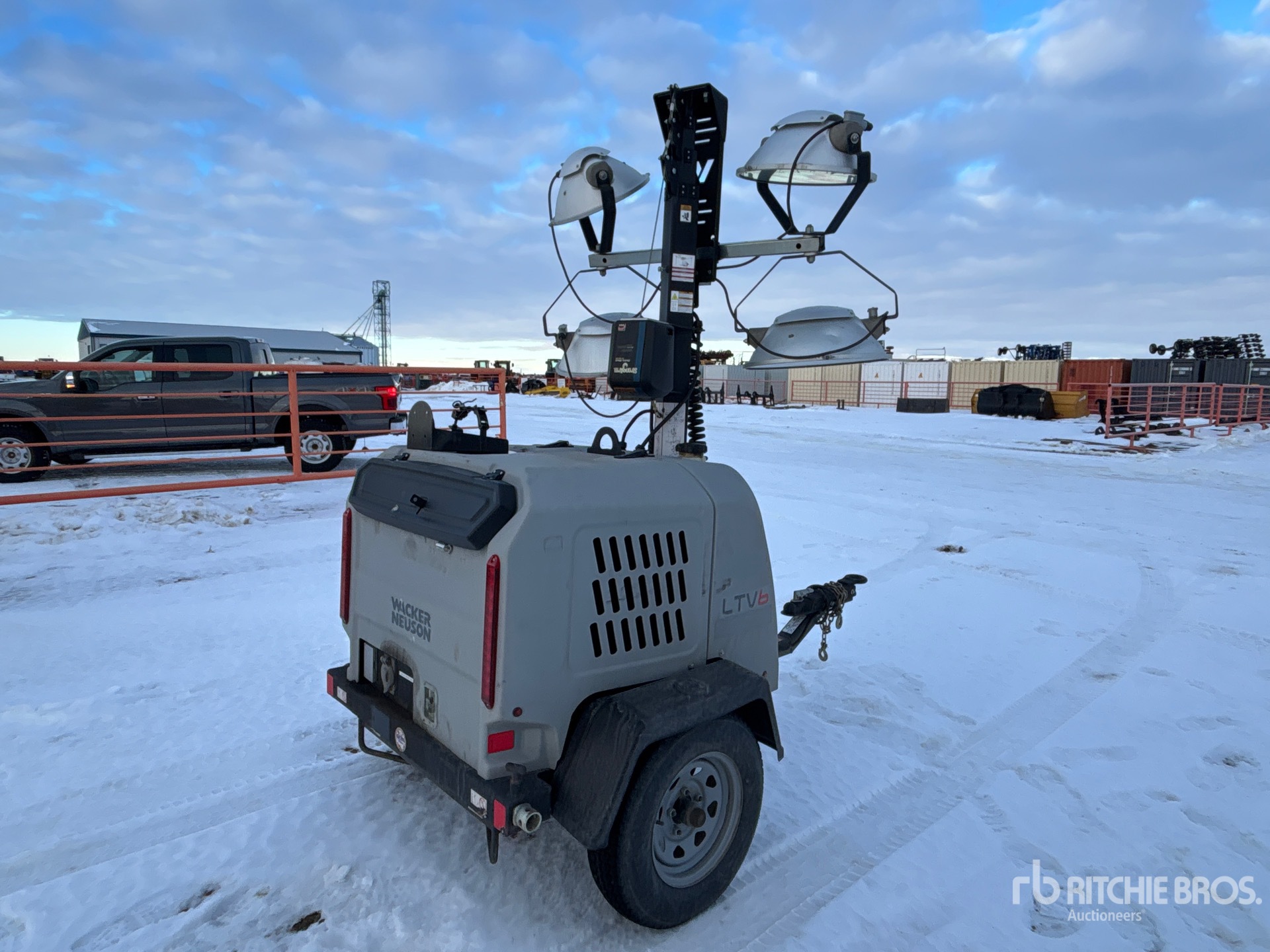 General Appearance with Imagen: esquina trasera derecha