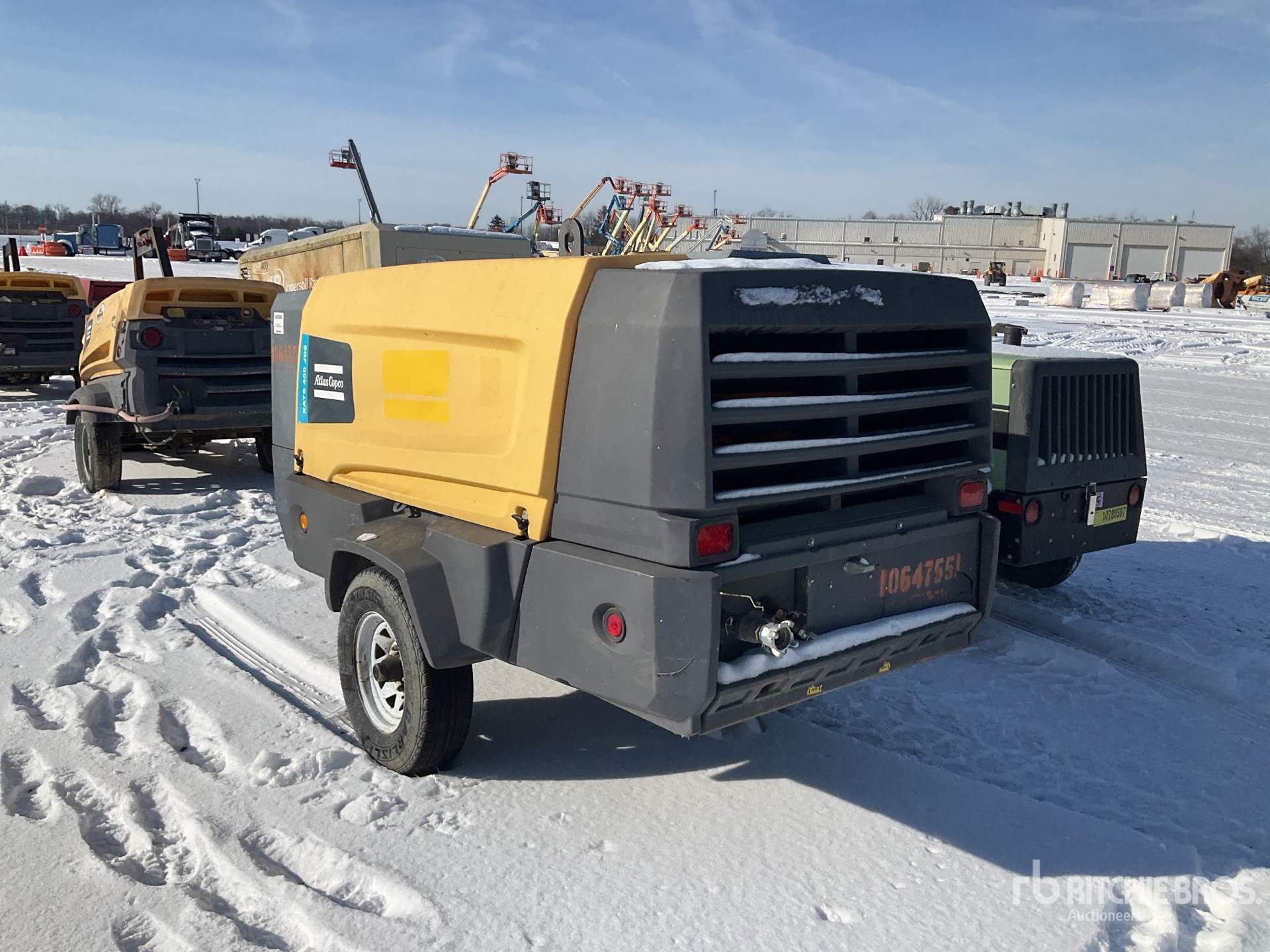 General Appearance with Bild, Ecke hinten links