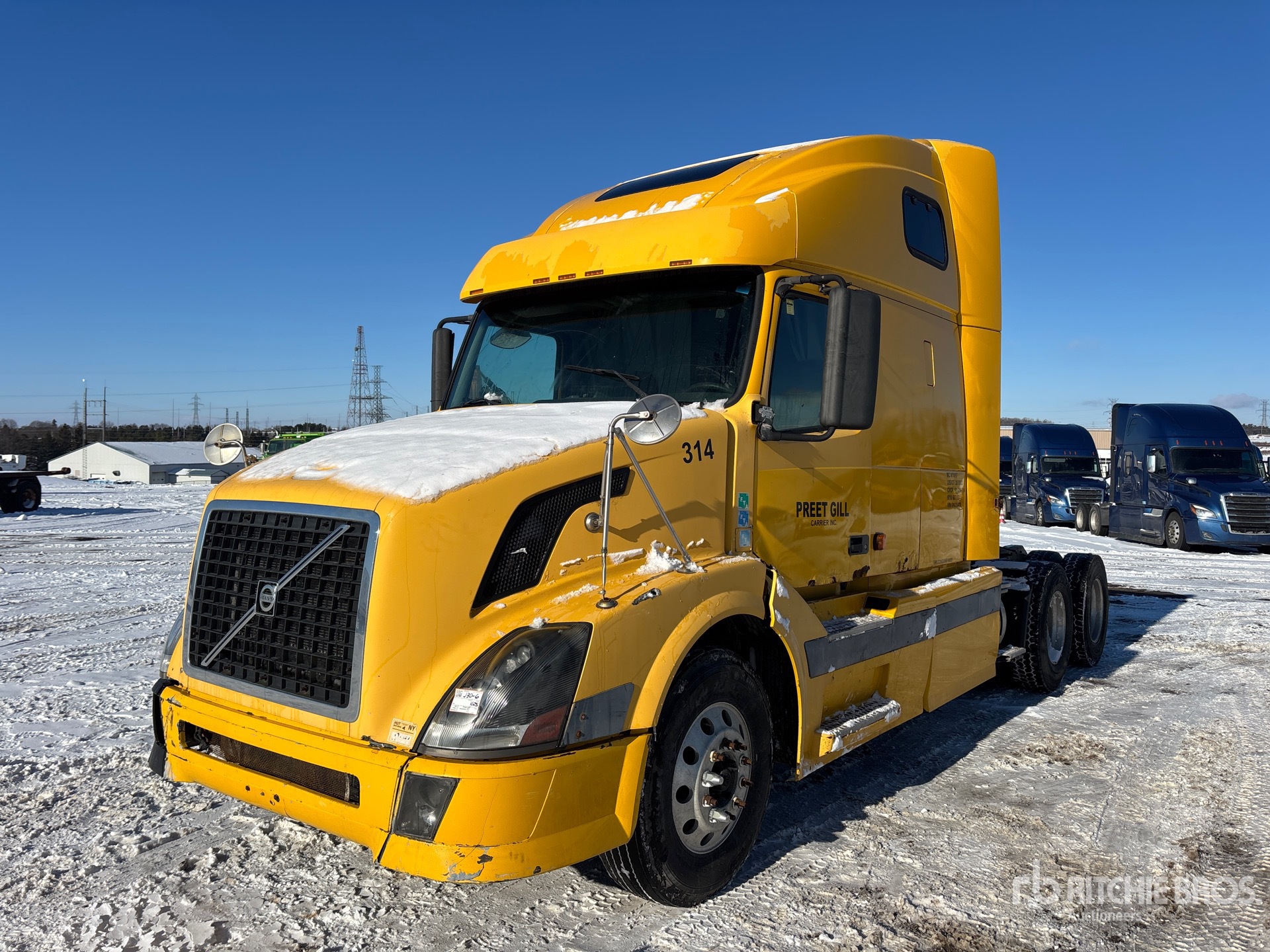 General Appearance with Picture, Left Front Corner