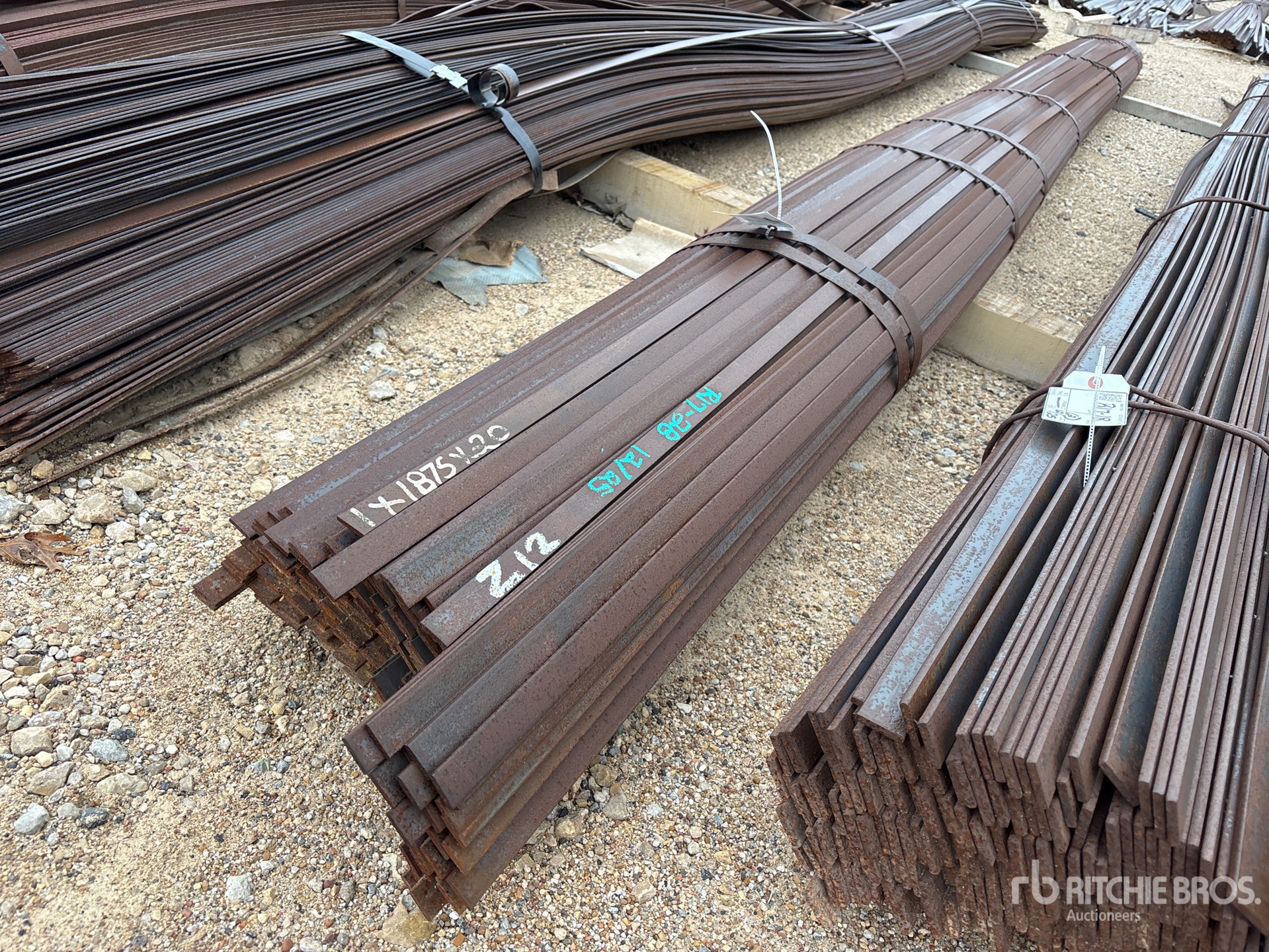 Aspect général with Image, coin arrière gauche