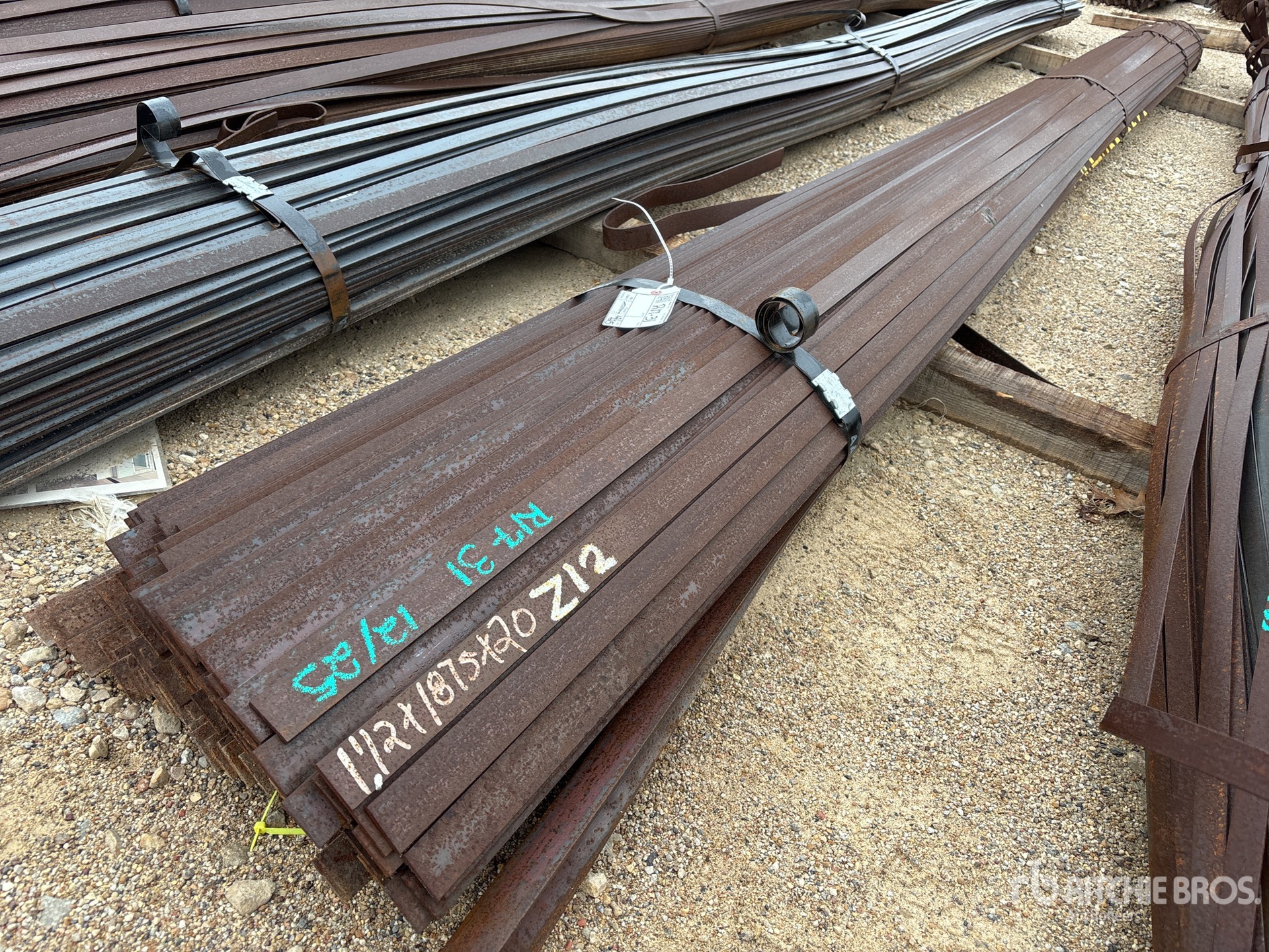 Aspect général with Image, coin arrière gauche