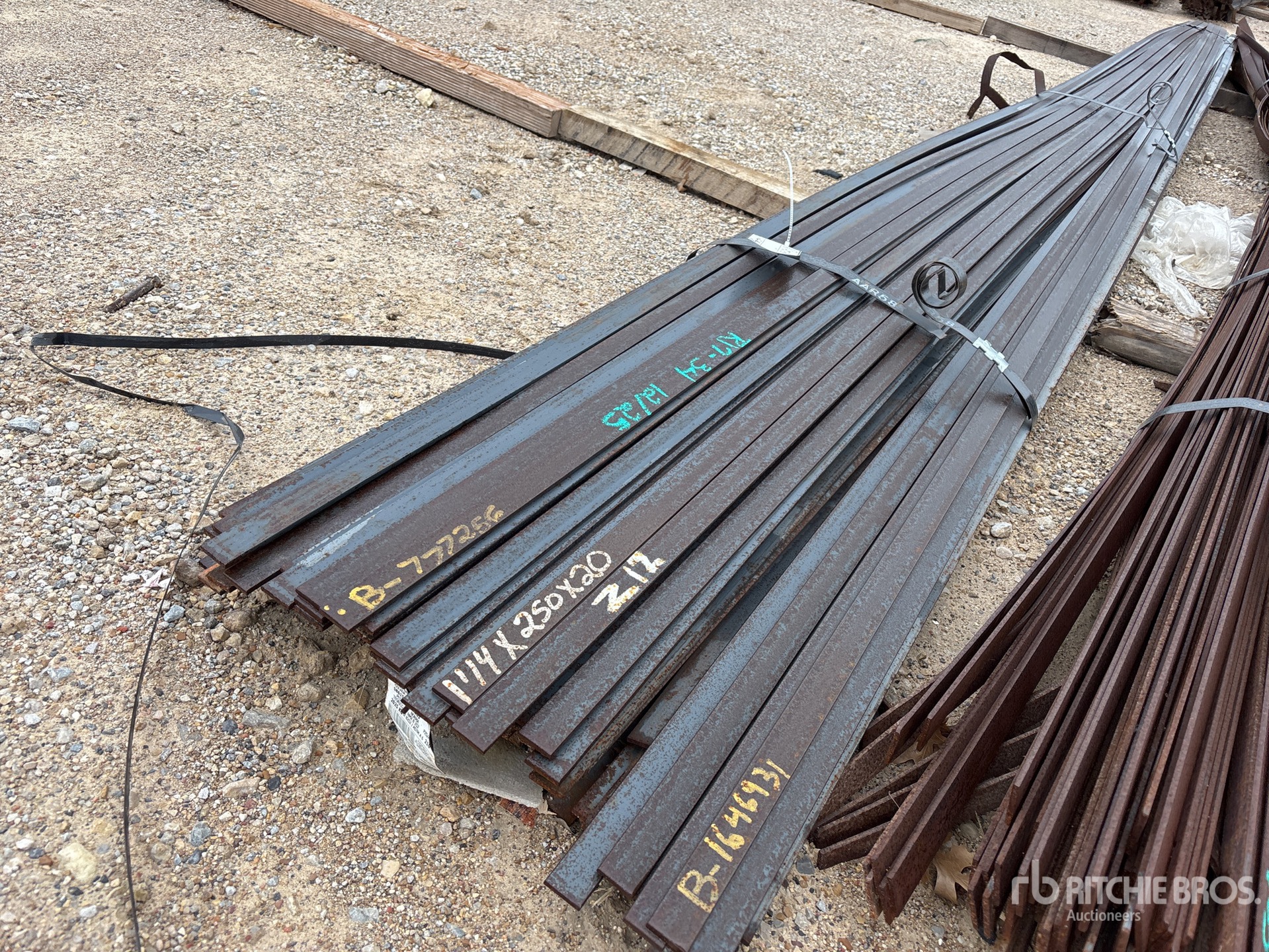 Aspect général with Image, coin arrière gauche