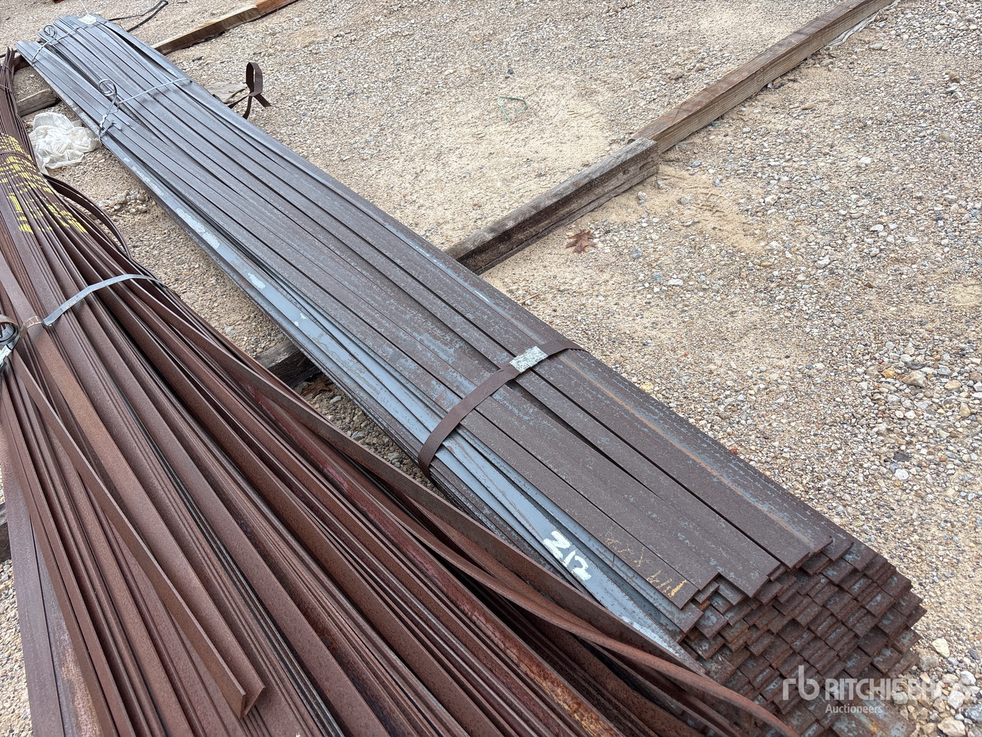 Aspect général with Image, coin arrière droit