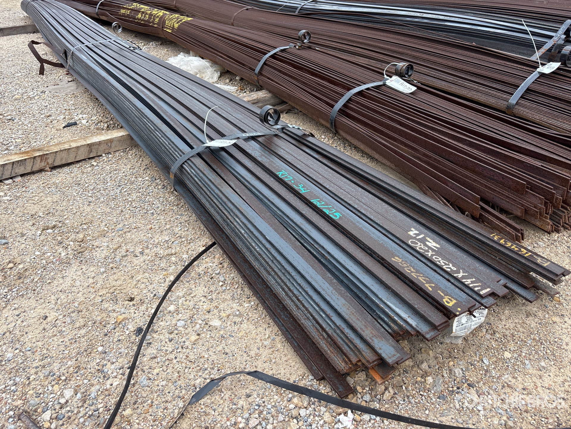 Aspect général with Image, coin avant gauche