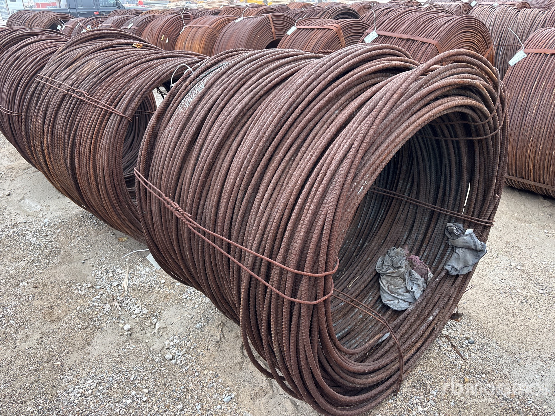 Aspect général with Image, coin arrière gauche