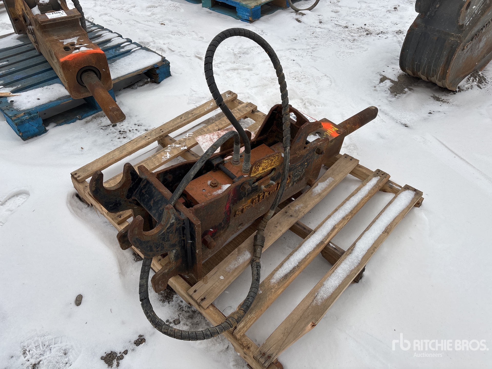 General Appearance with Bild, Ecke hinten rechts