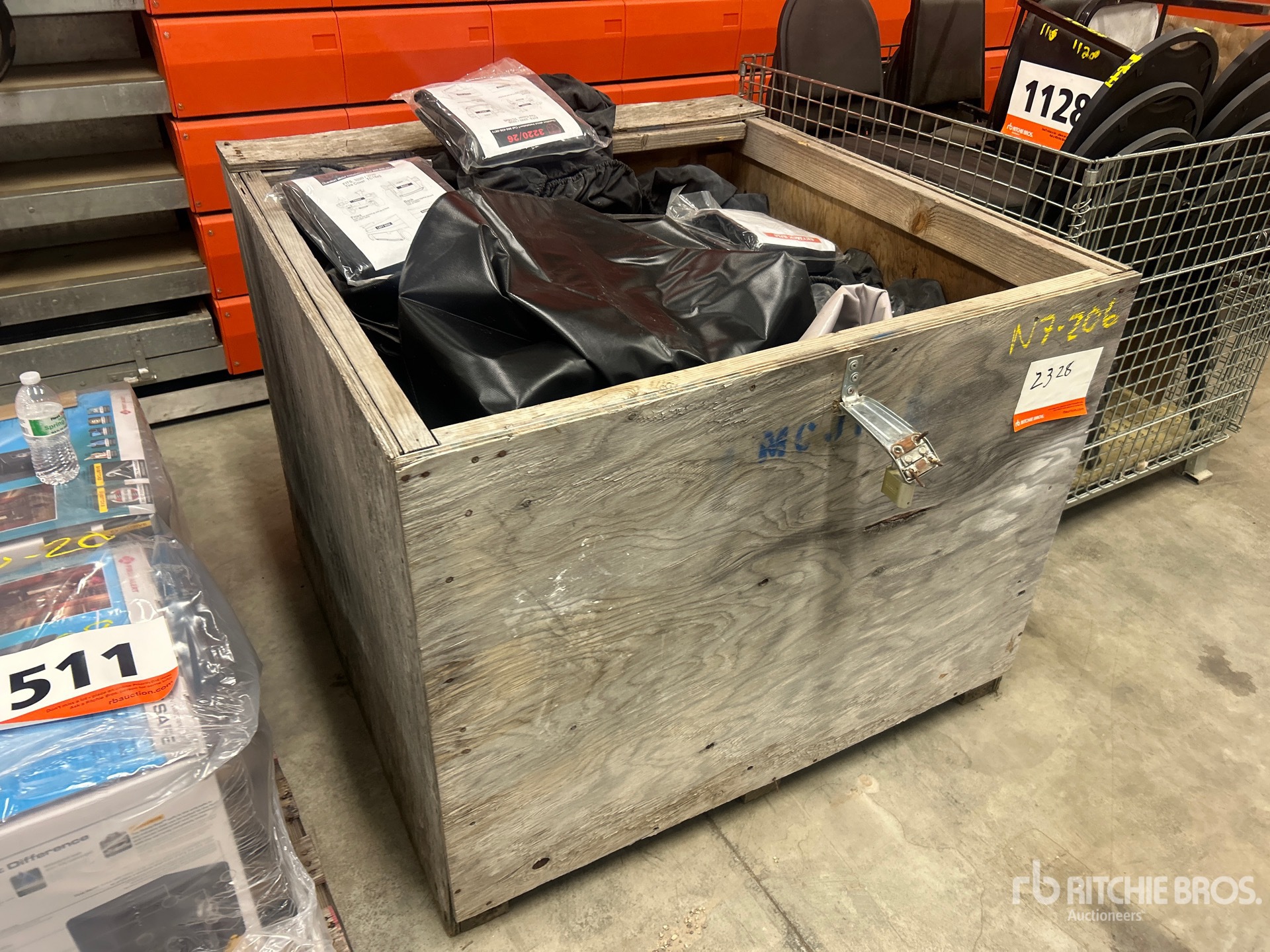 Aspect général with Image, coin avant droit