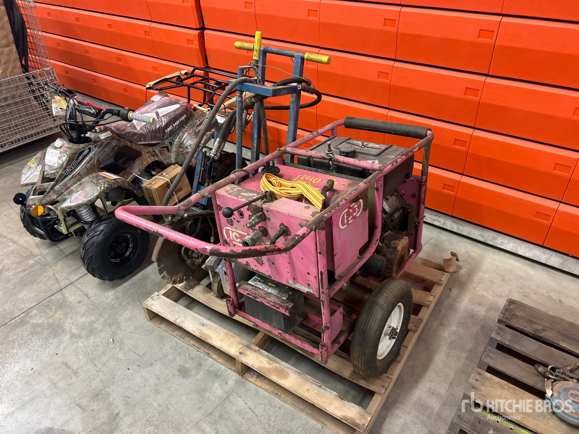 General Appearance with Featured Photo